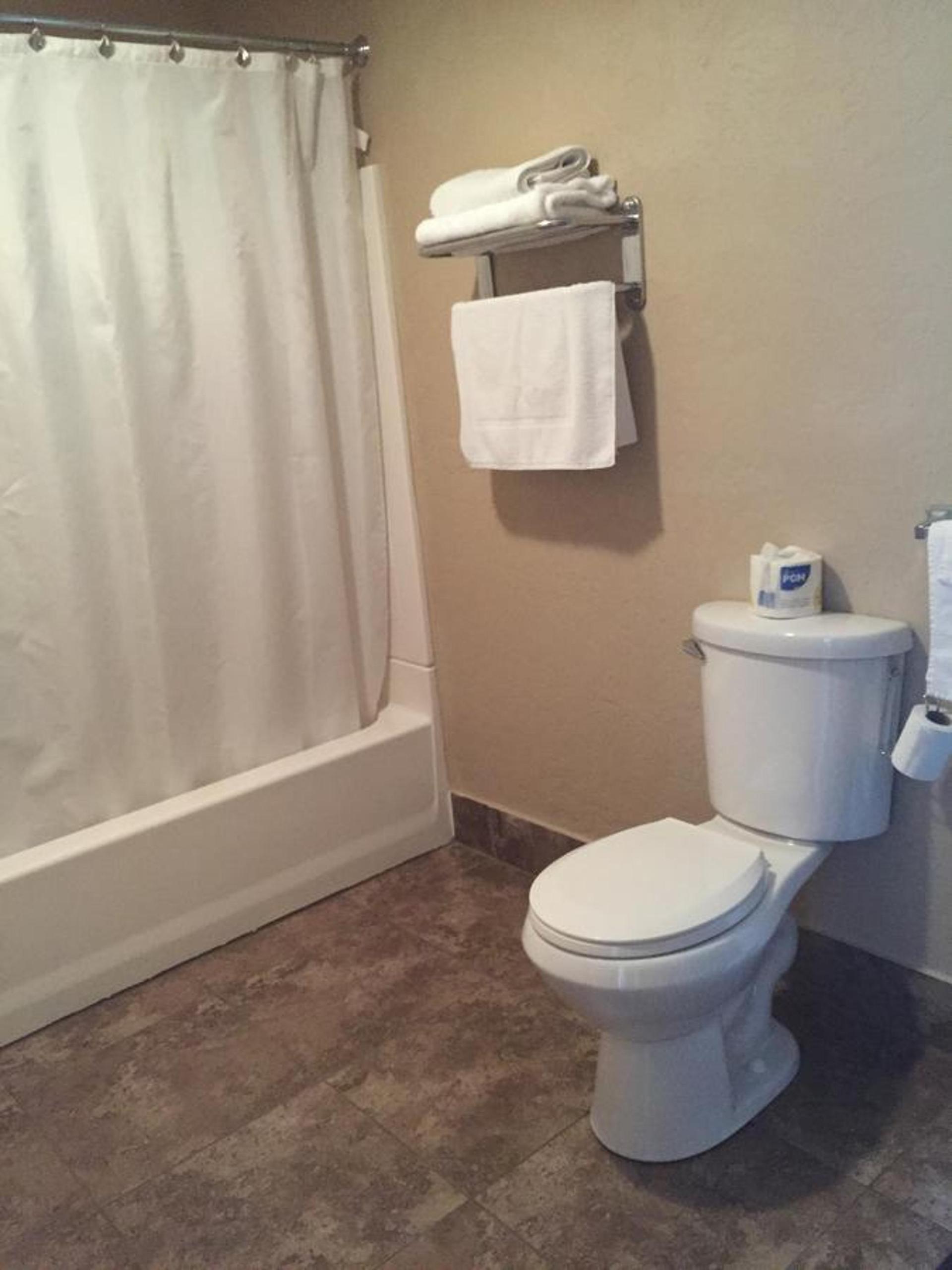 Harrison Inn photo 21