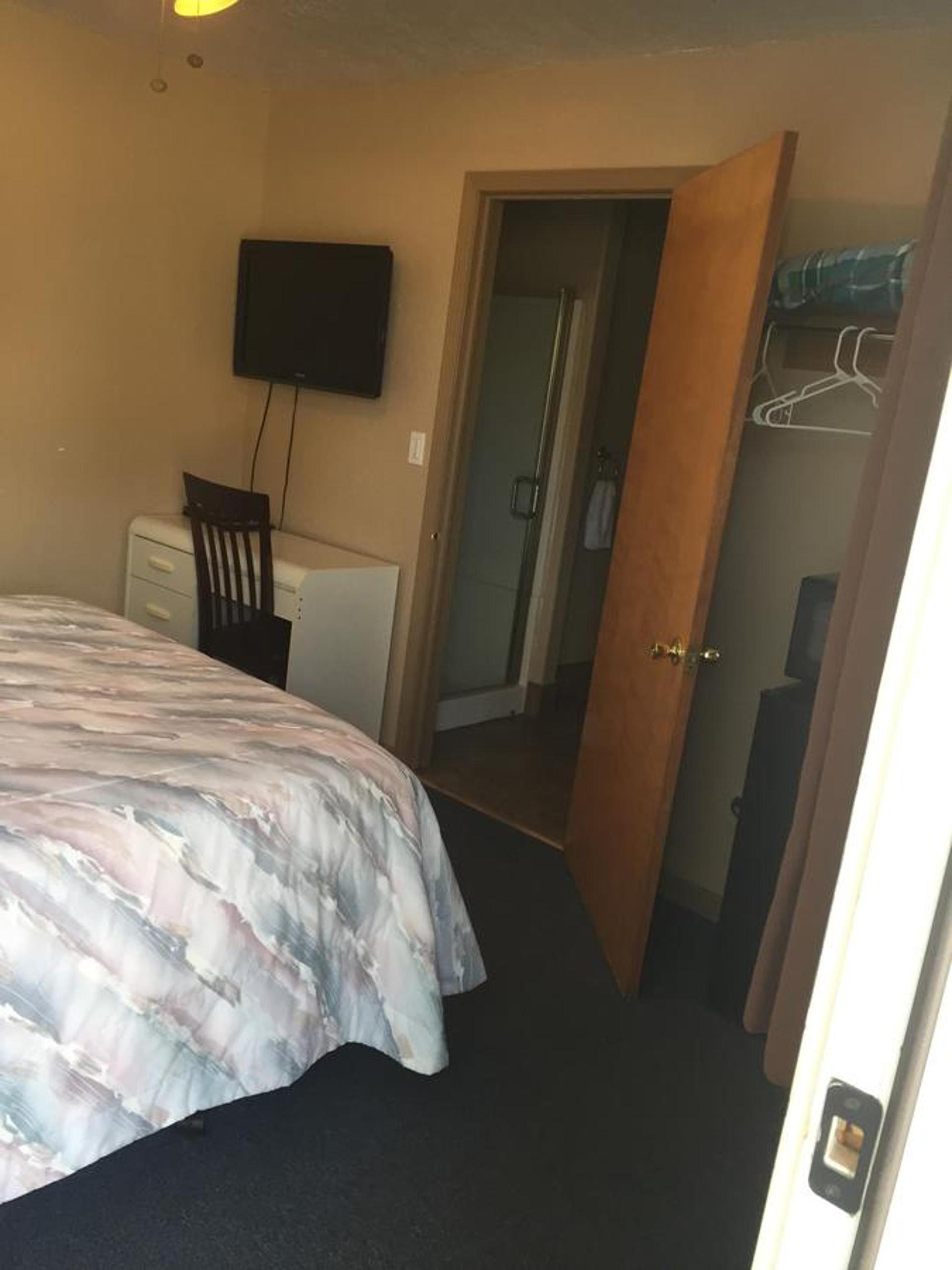 Harrison Inn photo 25