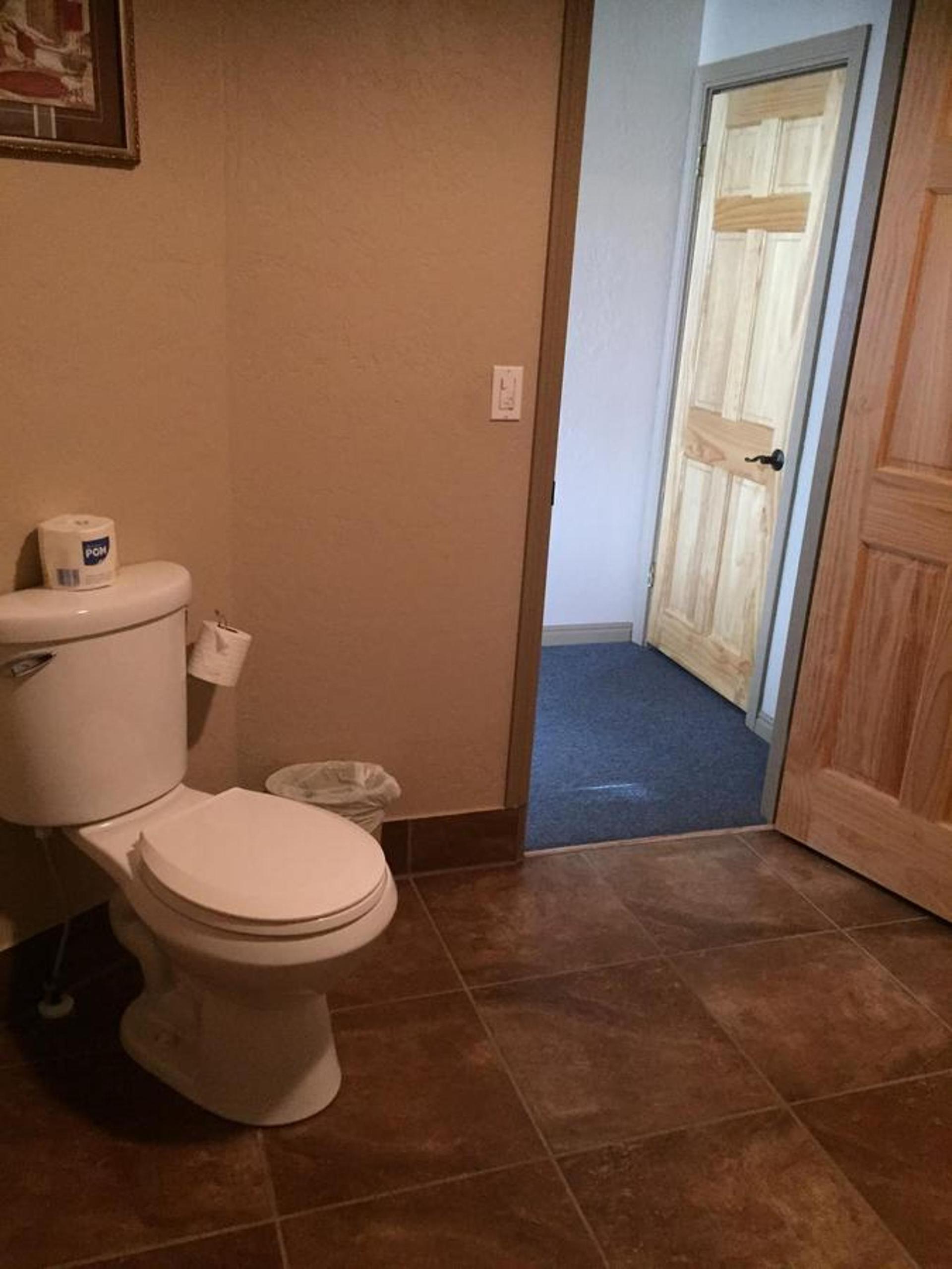 Harrison Inn photo 27