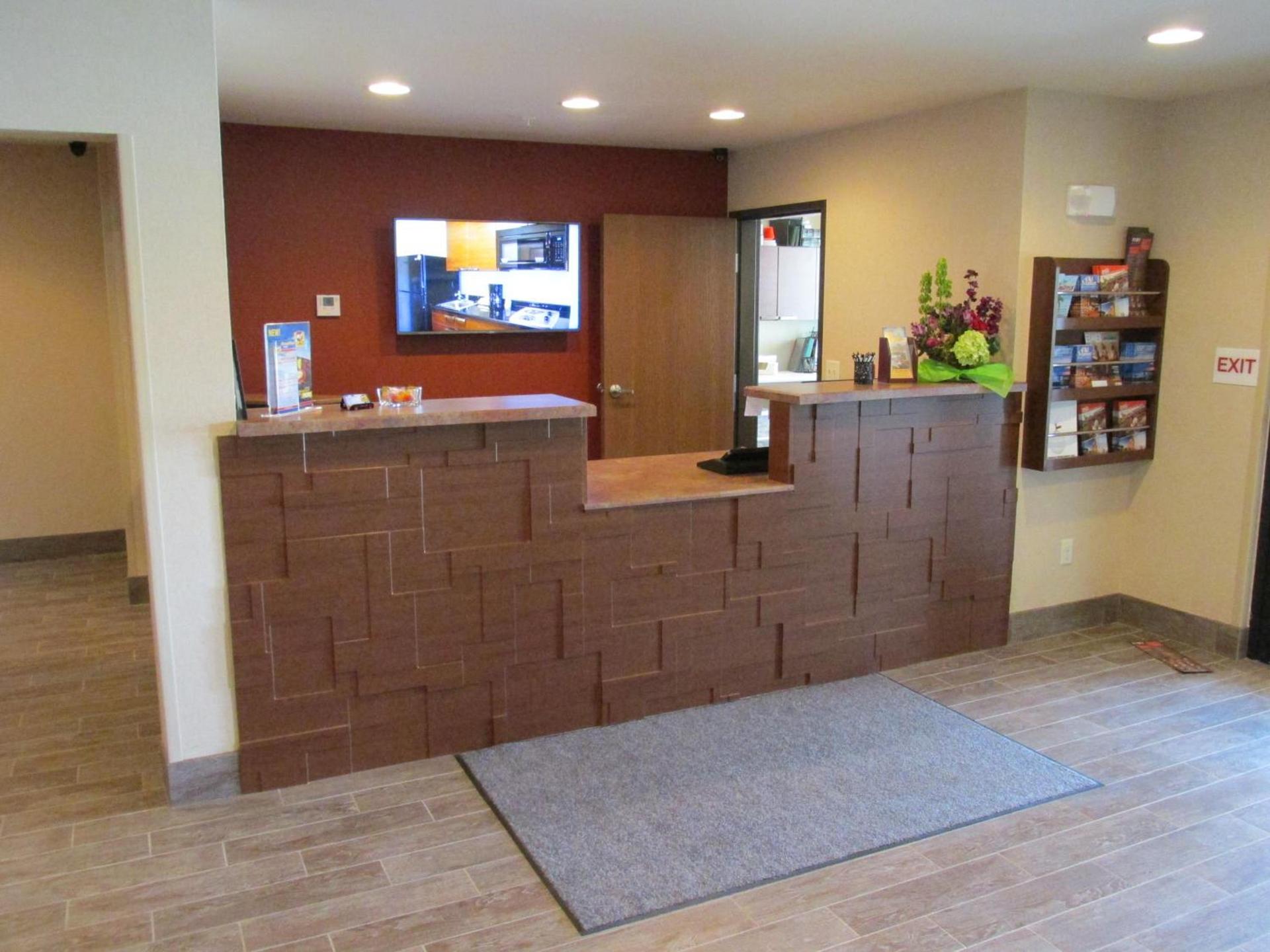 My Place Hotel-Aberdeen, SD photo 5