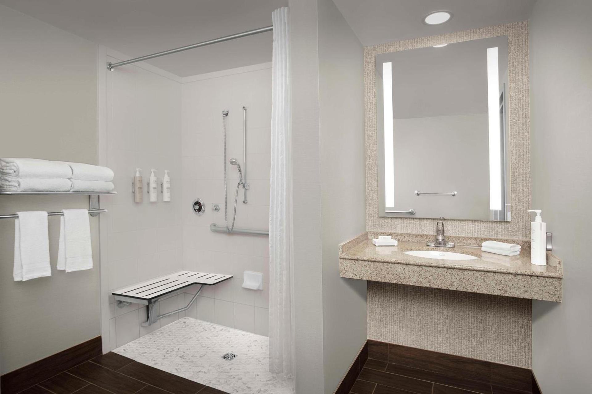 Hilton Garden Inn Gainesville photo 20