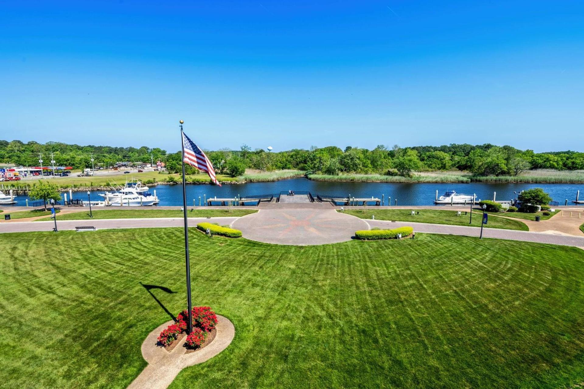 Hilton Garden Inn Suffolk Riverfront photo 12