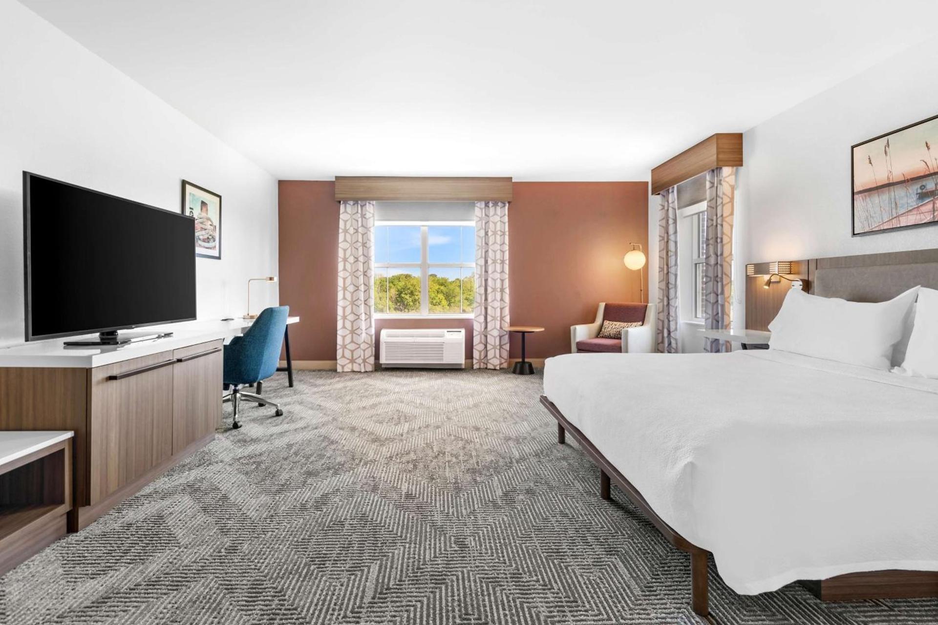 Hilton Garden Inn Suffolk Riverfront photo 33