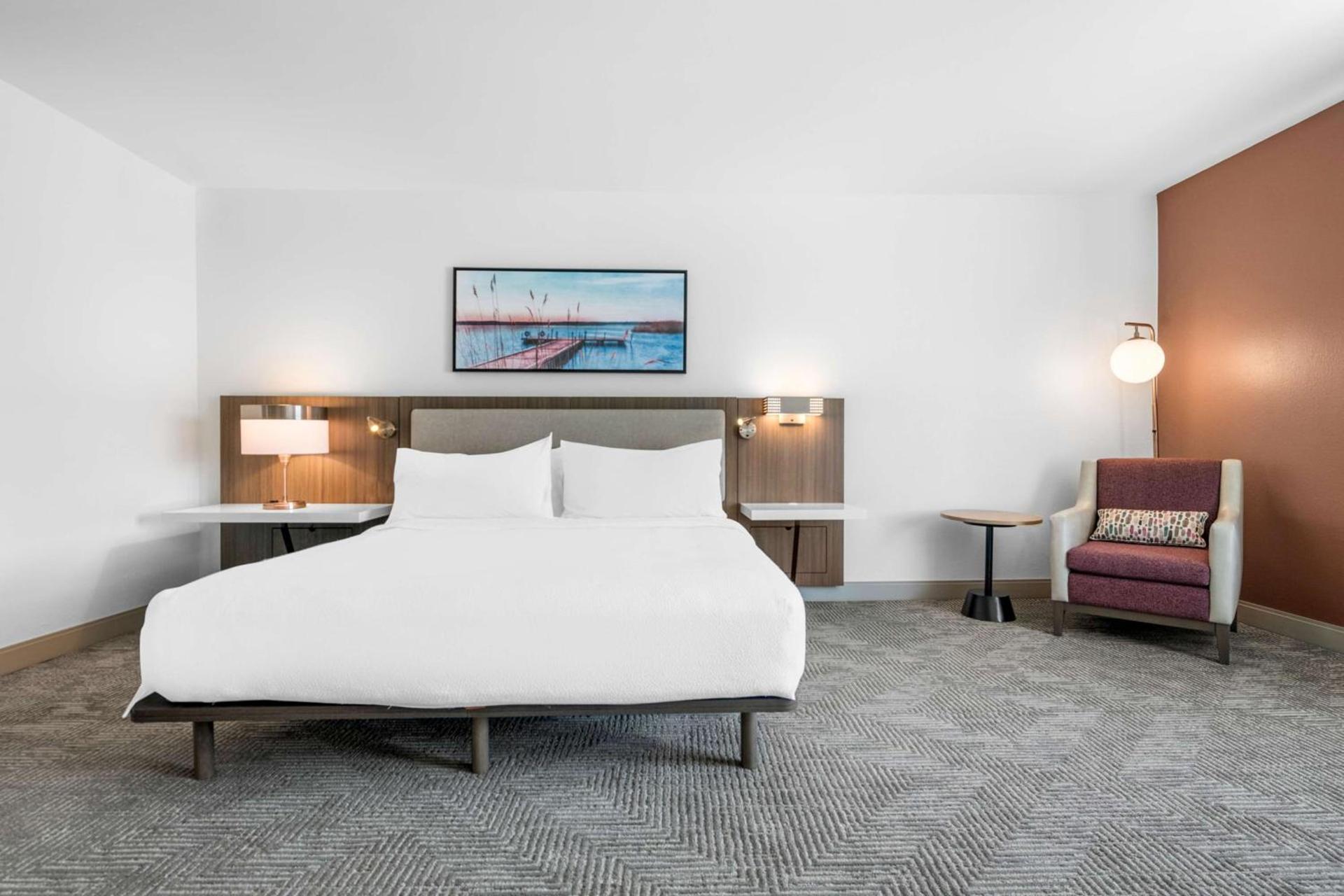 Hilton Garden Inn Suffolk Riverfront photo 38