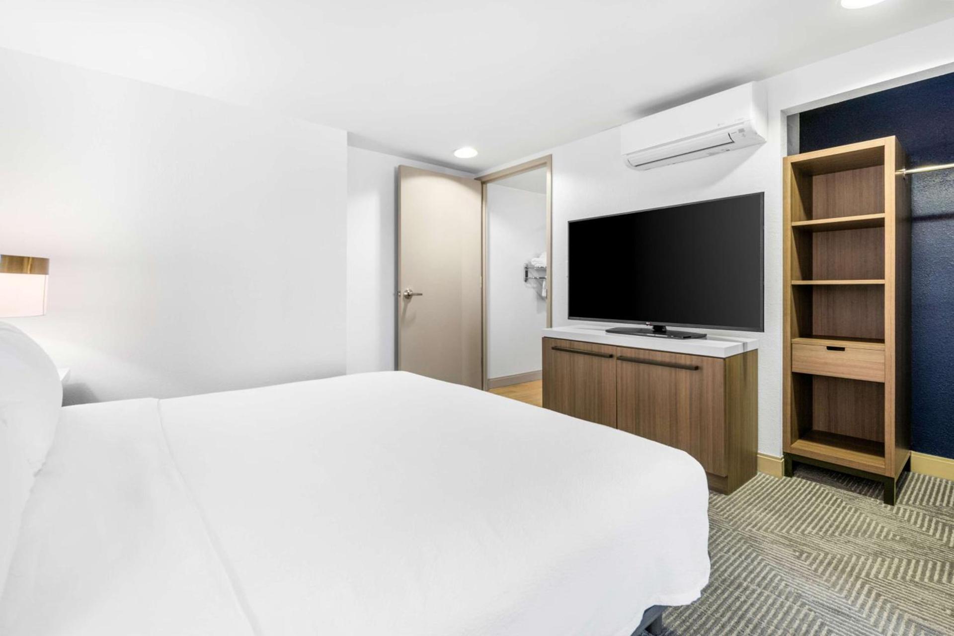 Hilton Garden Inn Suffolk Riverfront photo 61