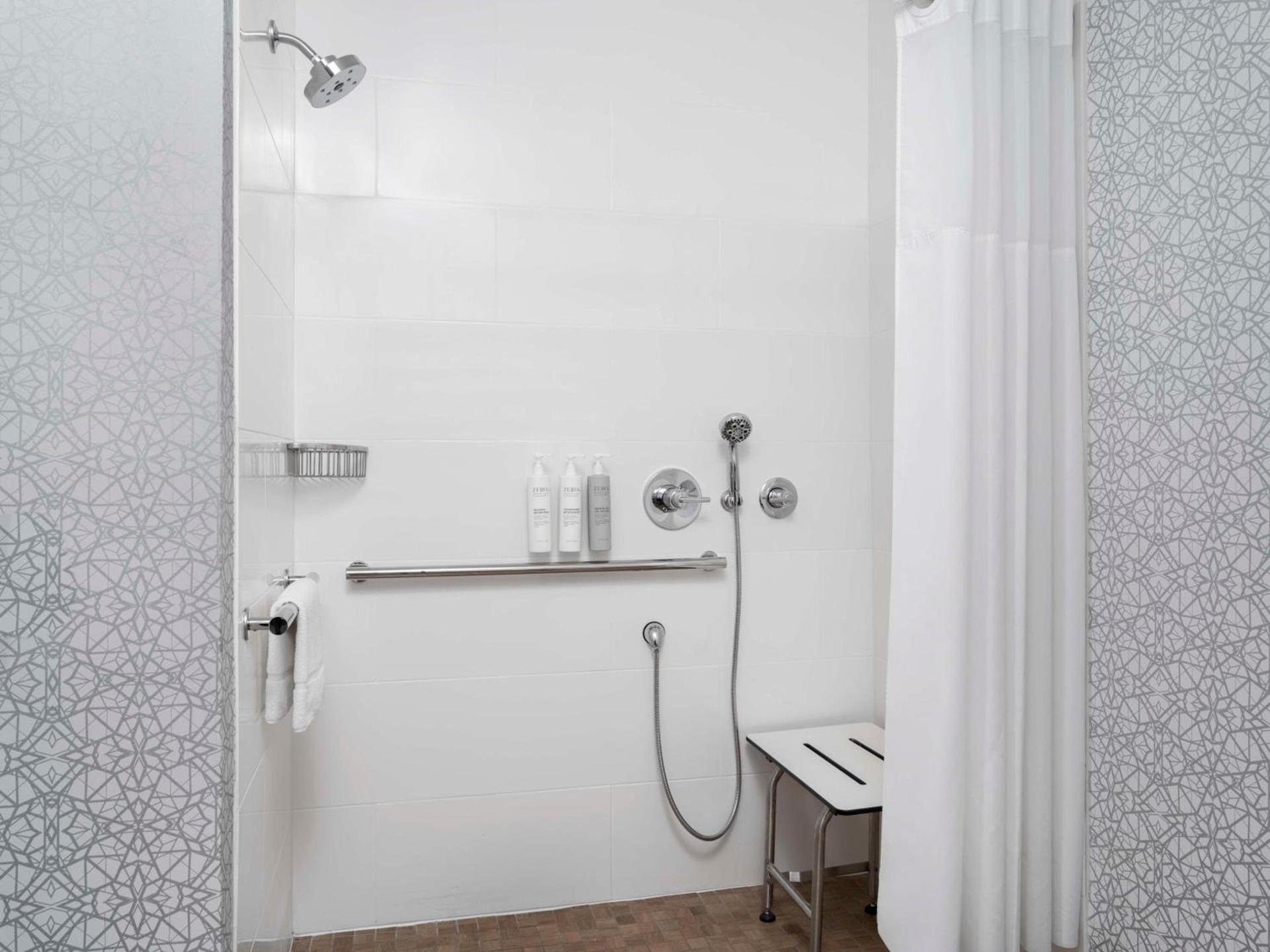 Hampton Inn Ottawa - Starved Rock Area photo 15