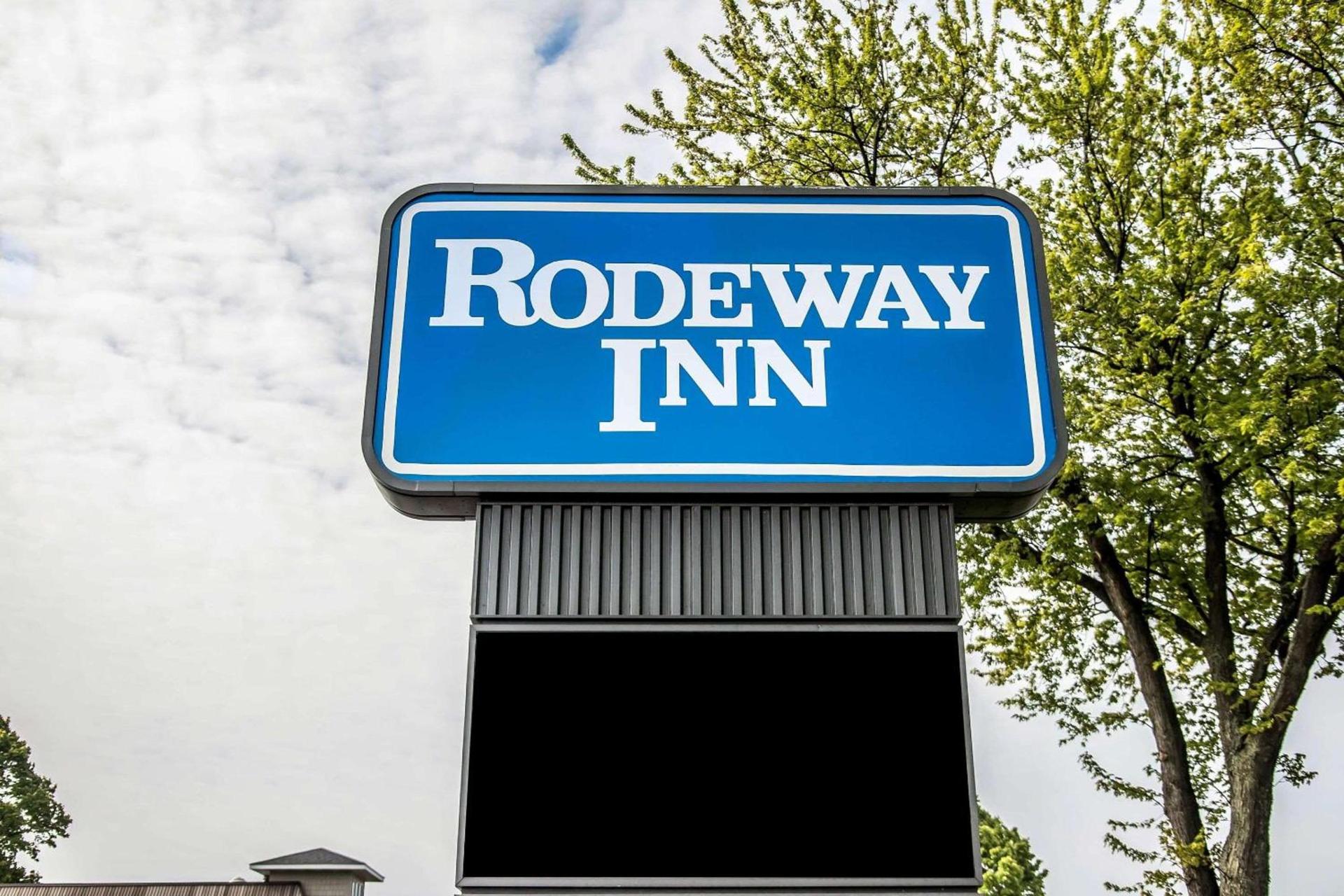 Rodeway Inn Grand Haven photo 2