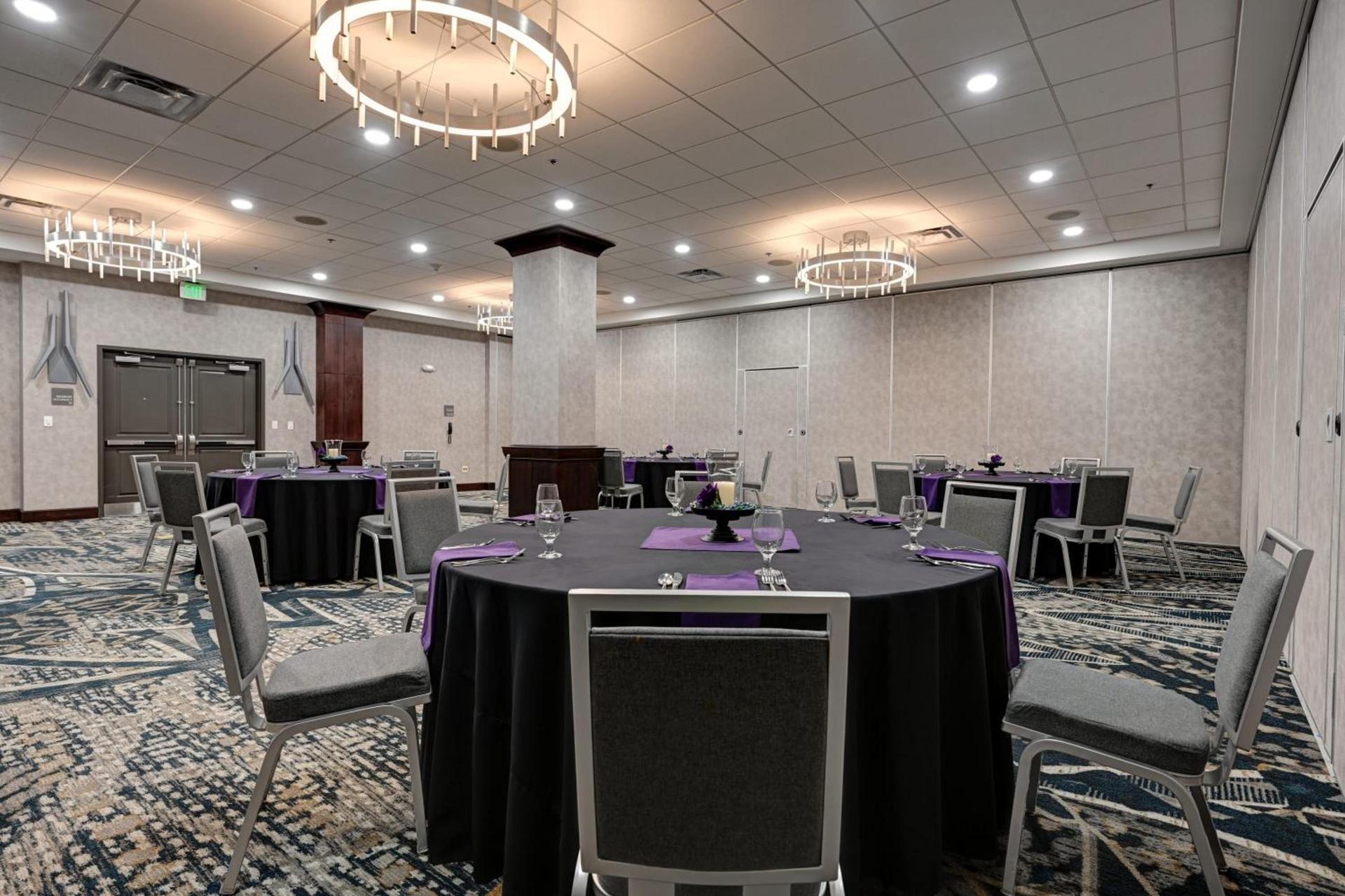 DoubleTree by Hilton Denver International Airport, CO photo 23