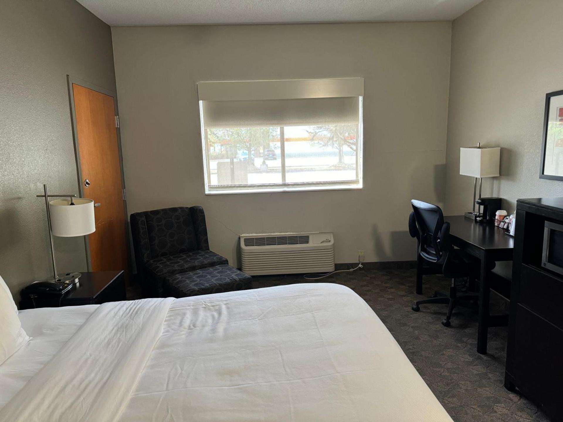 Comfort Inn Huntington near University area photo 18