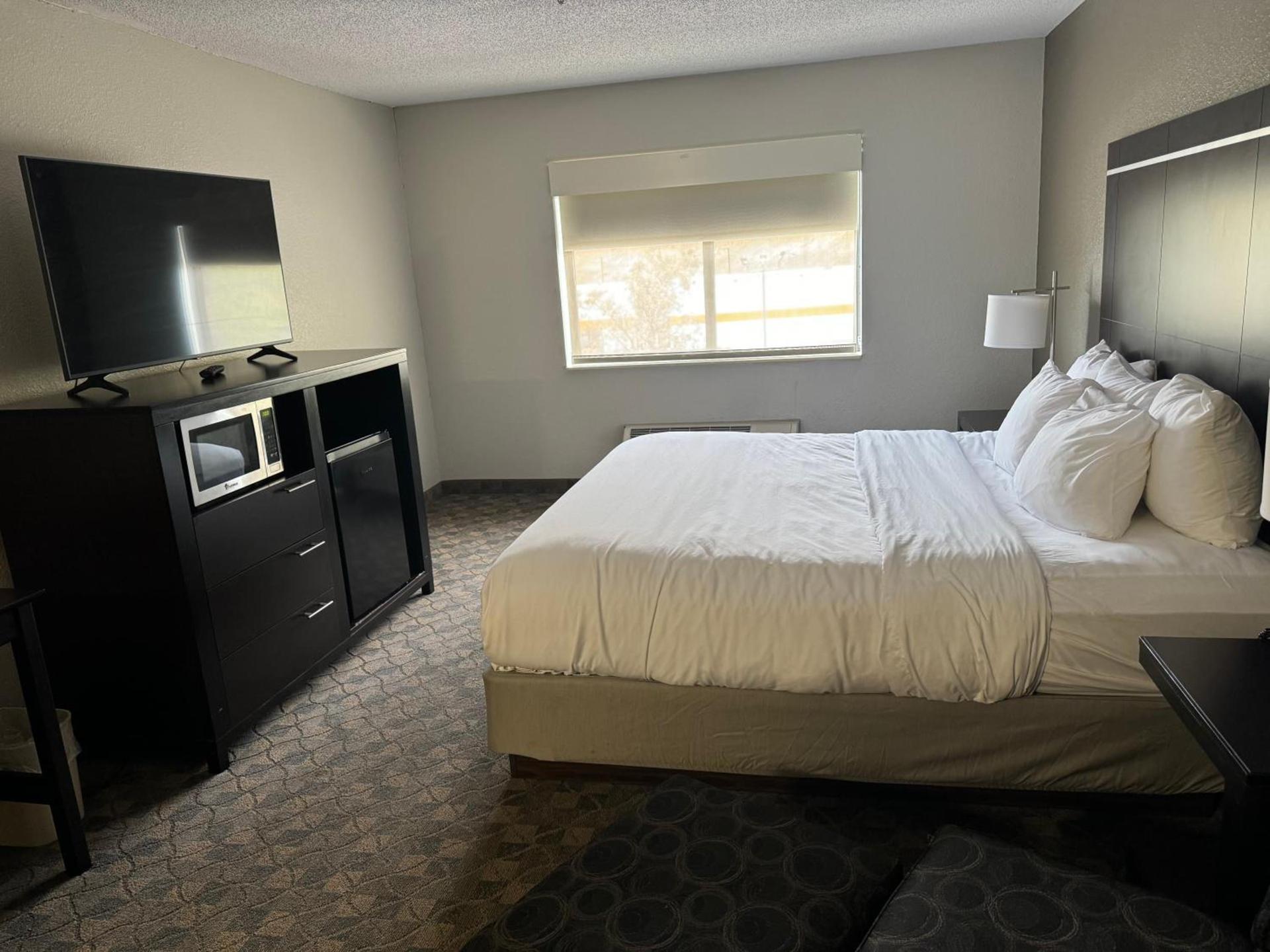 Comfort Inn Huntington near University area photo 23