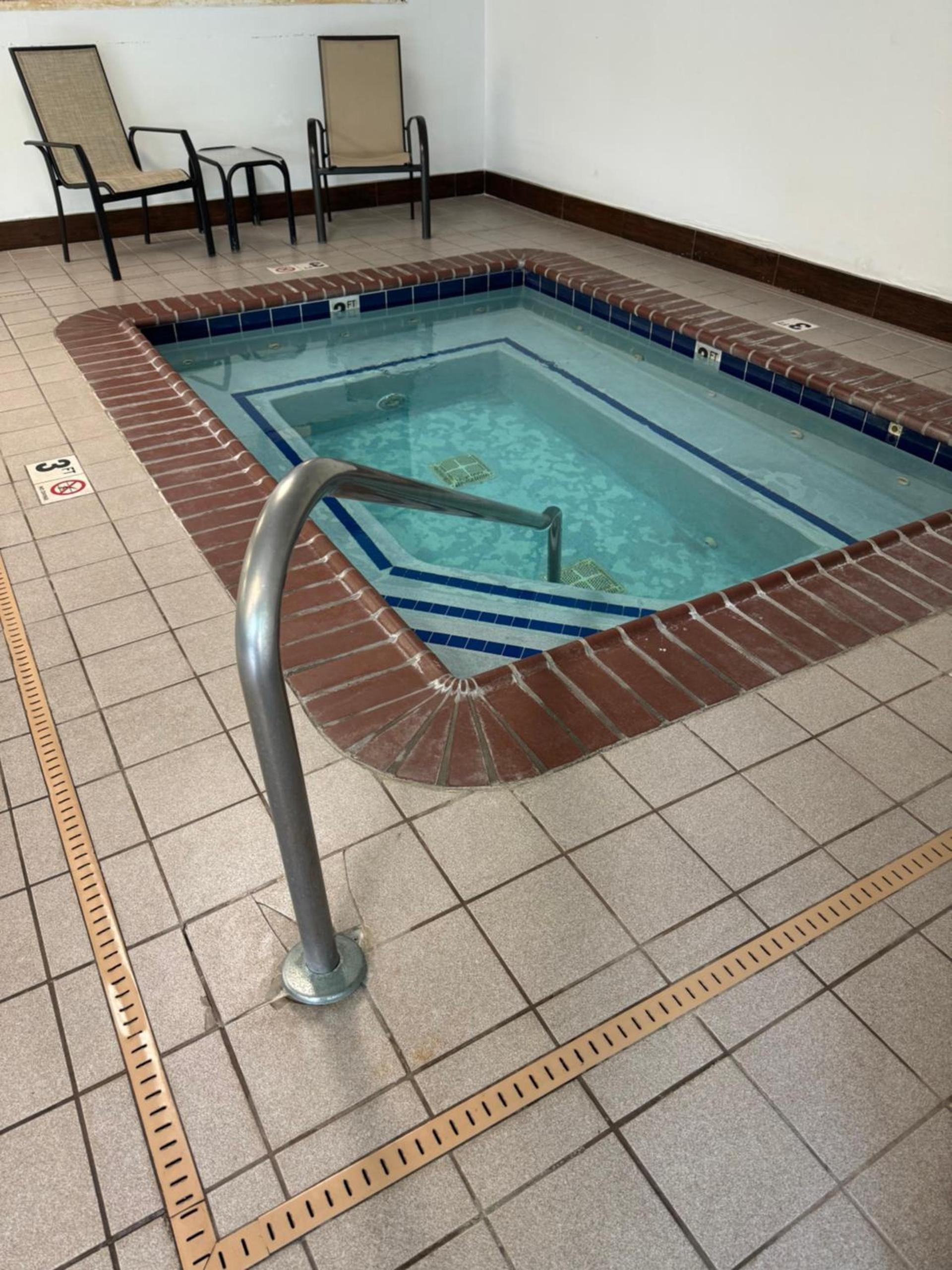 Comfort Inn Huntington near University area photo 32