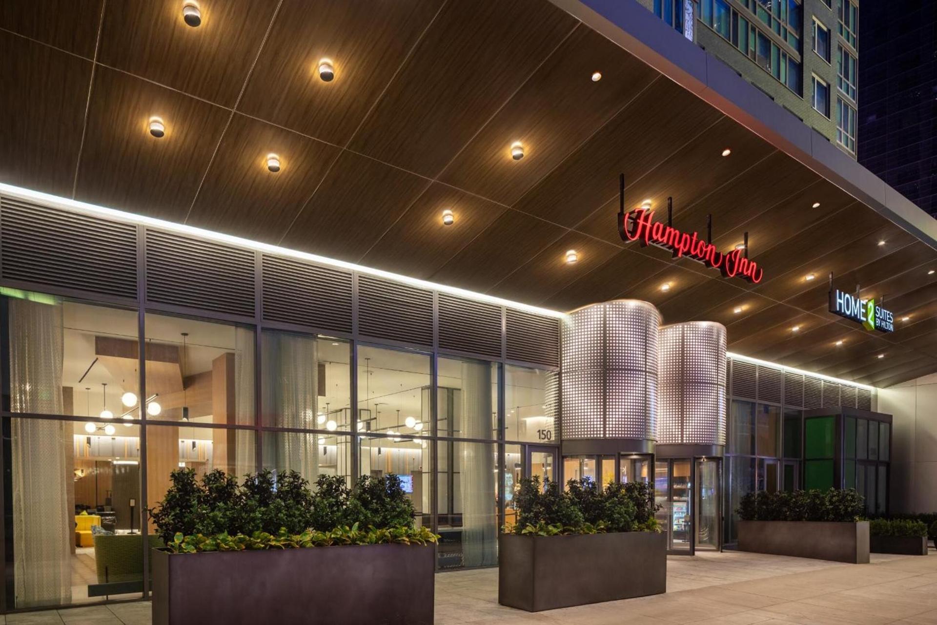 Hampton Inn by Hilton New York Times Square photo 20