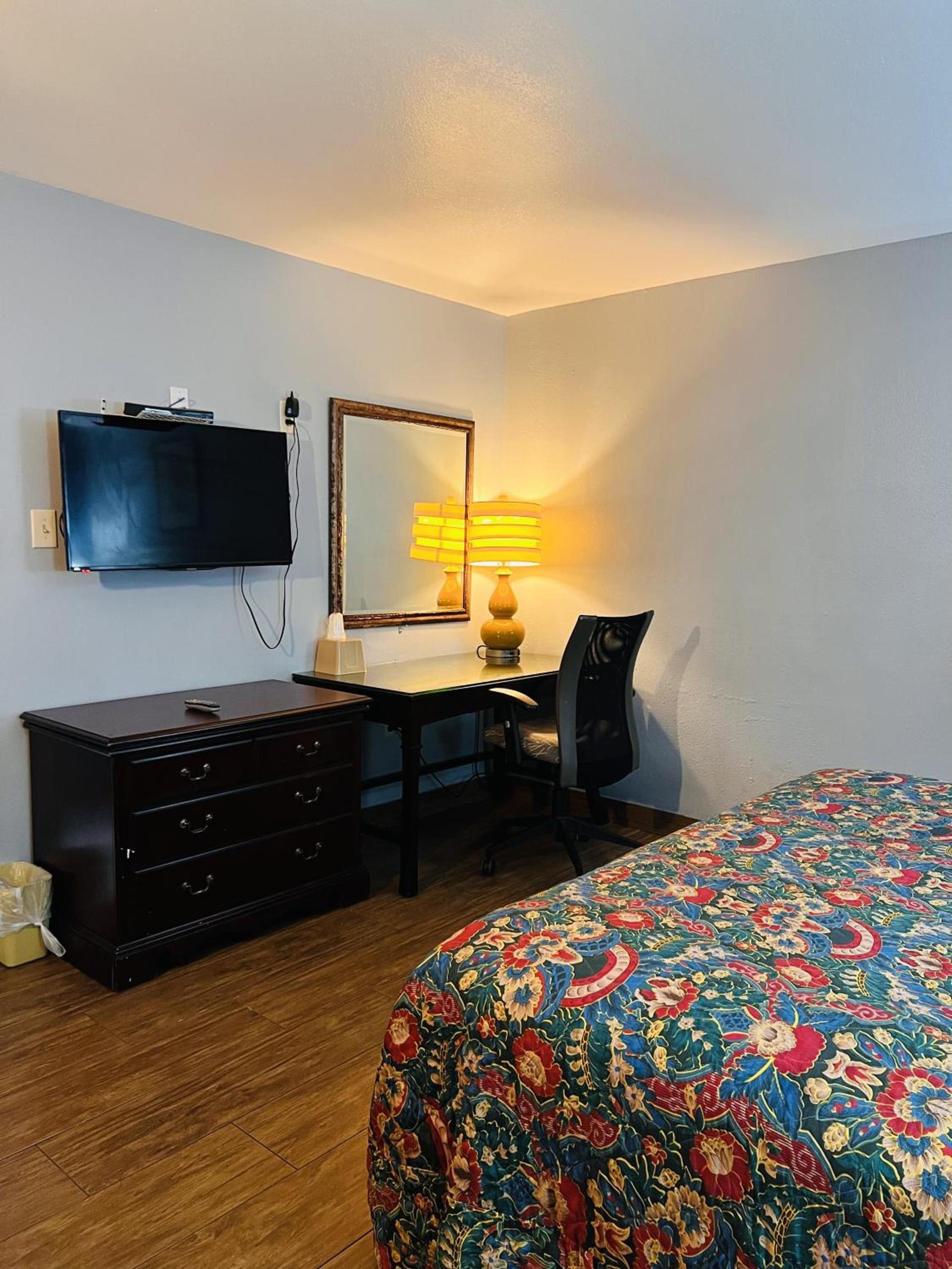The Shades Motel photo 16