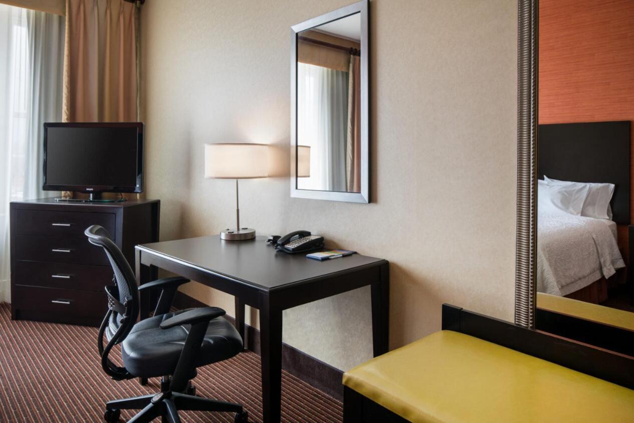 Hampton Inn and Suites Ogden photo 19