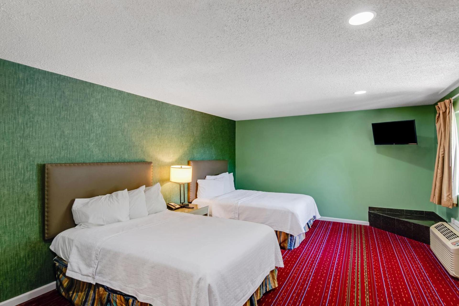 Americas Best Value Inn Torrington, CT photo 25