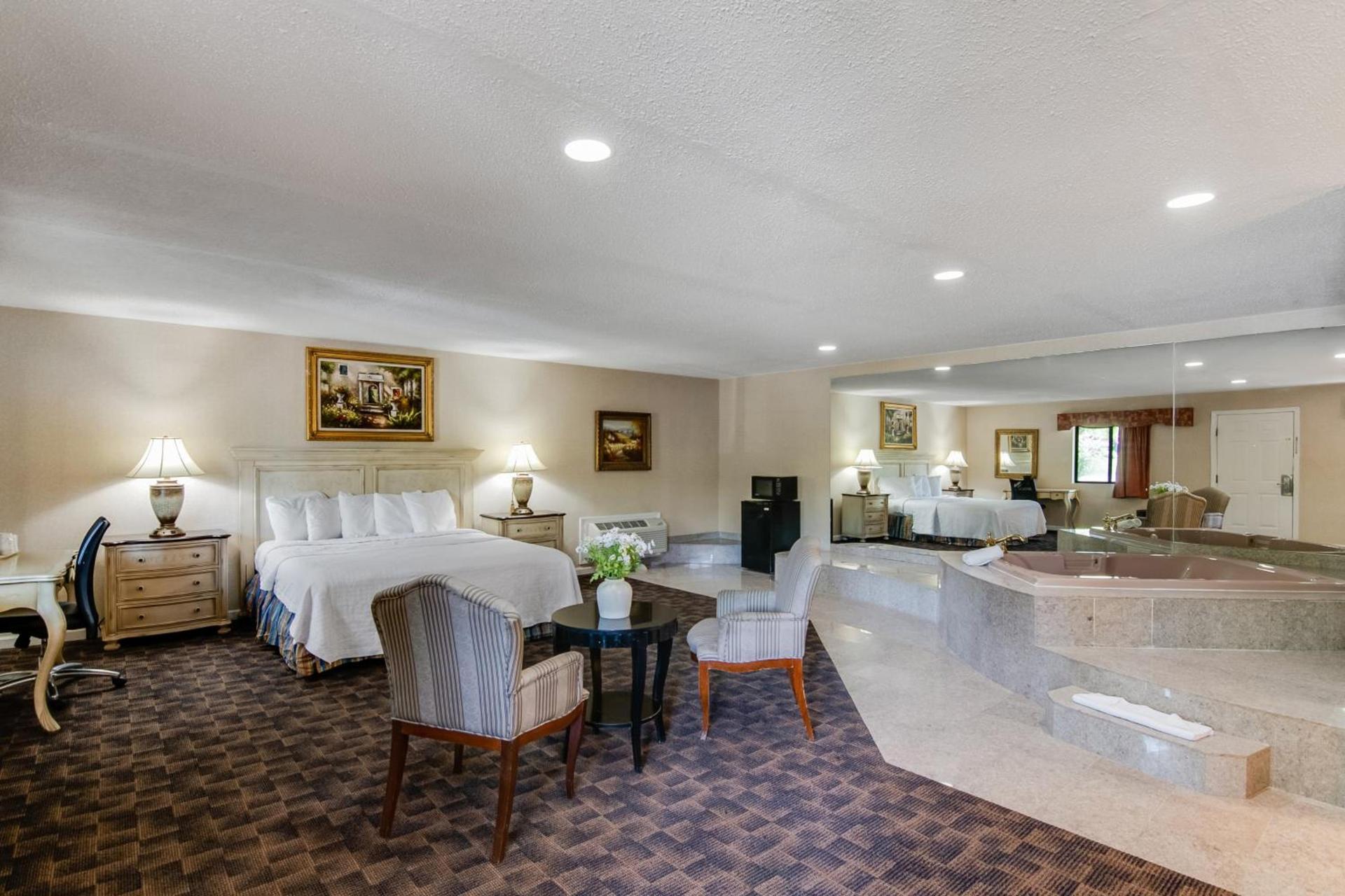 Americas Best Value Inn Torrington, CT photo 8