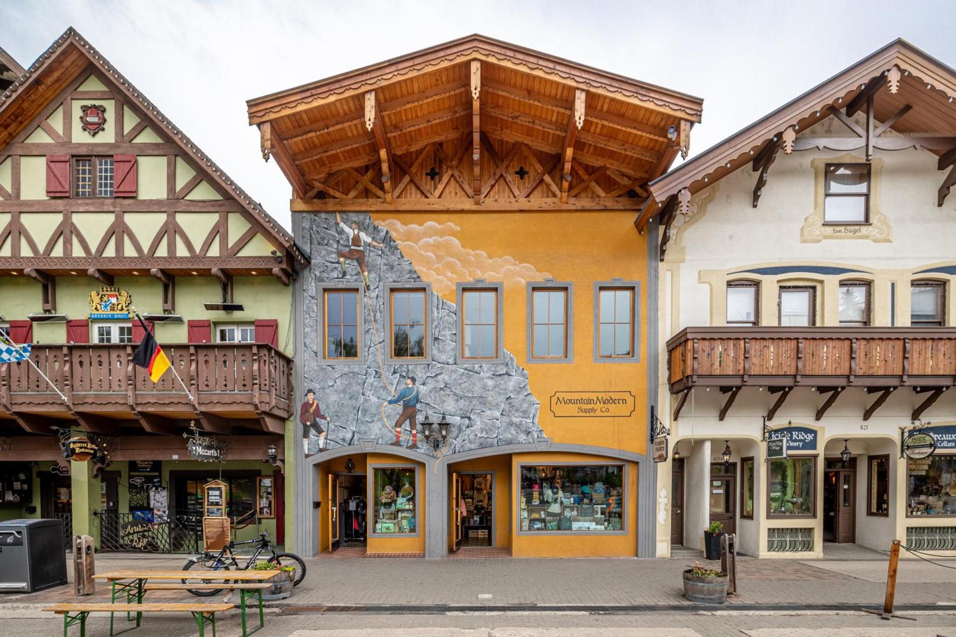 Bavarian Lodge Suites photo 7