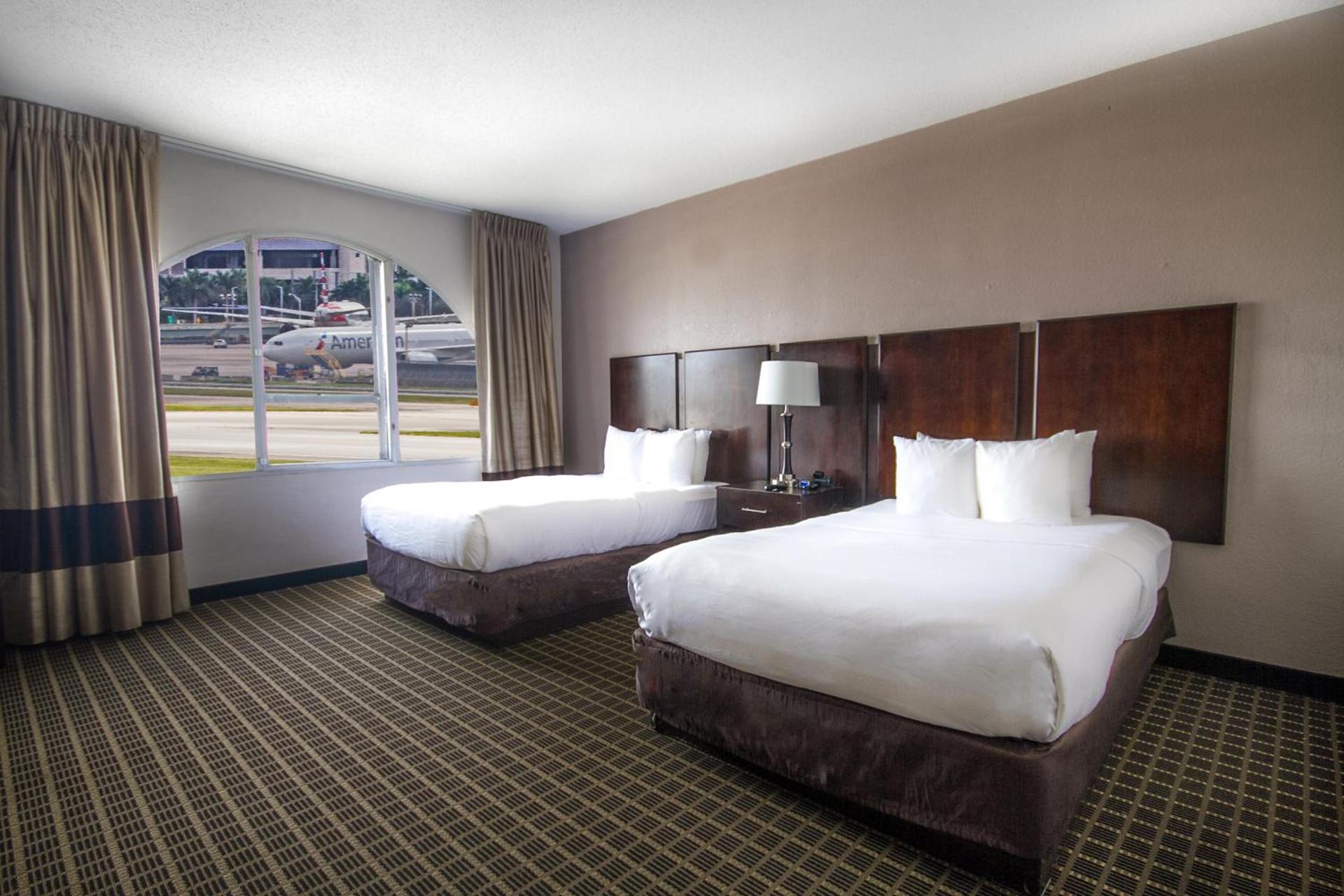 Clarion Inn & Suites Miami International Airport photo 26