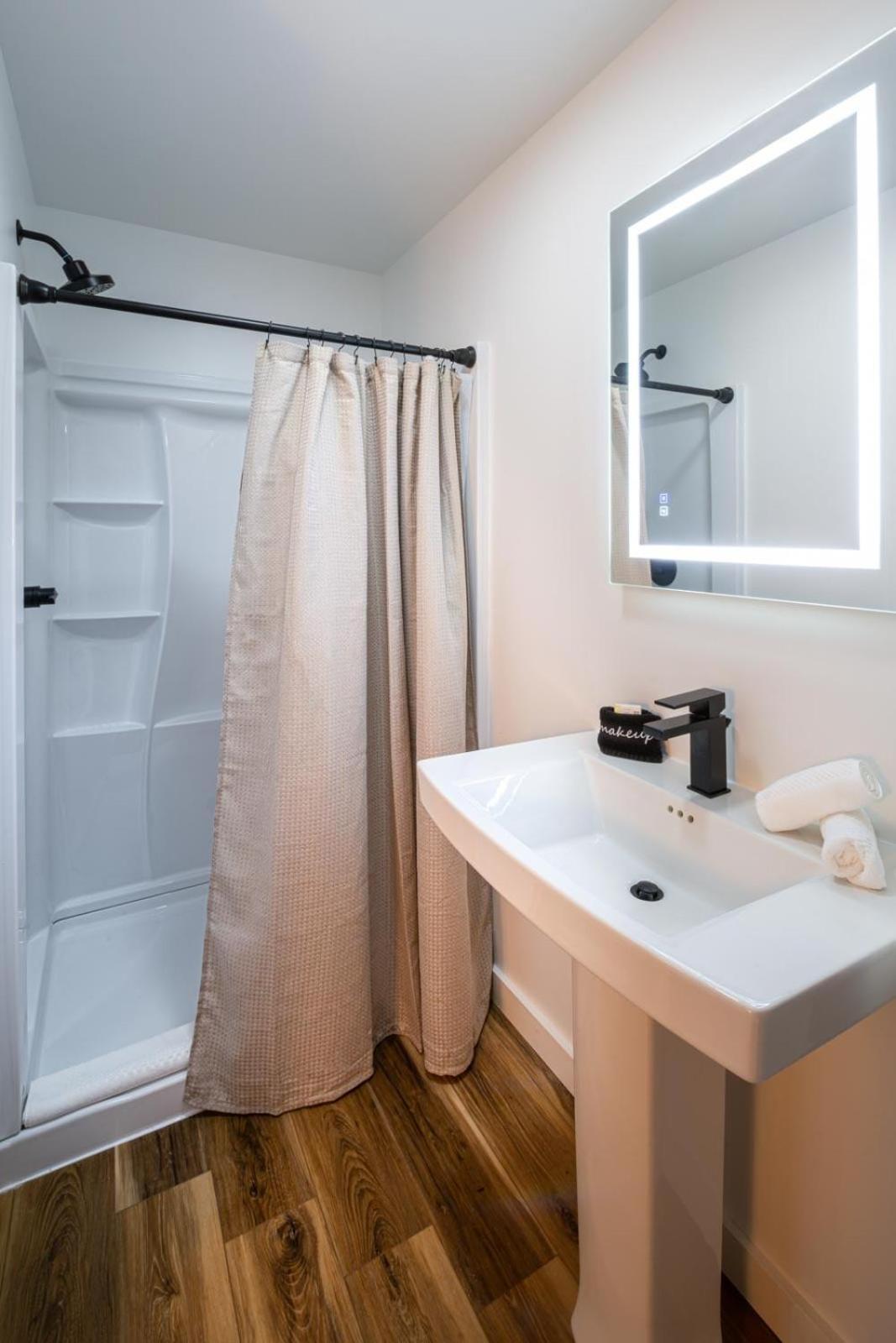 Town House Lodge photo 13