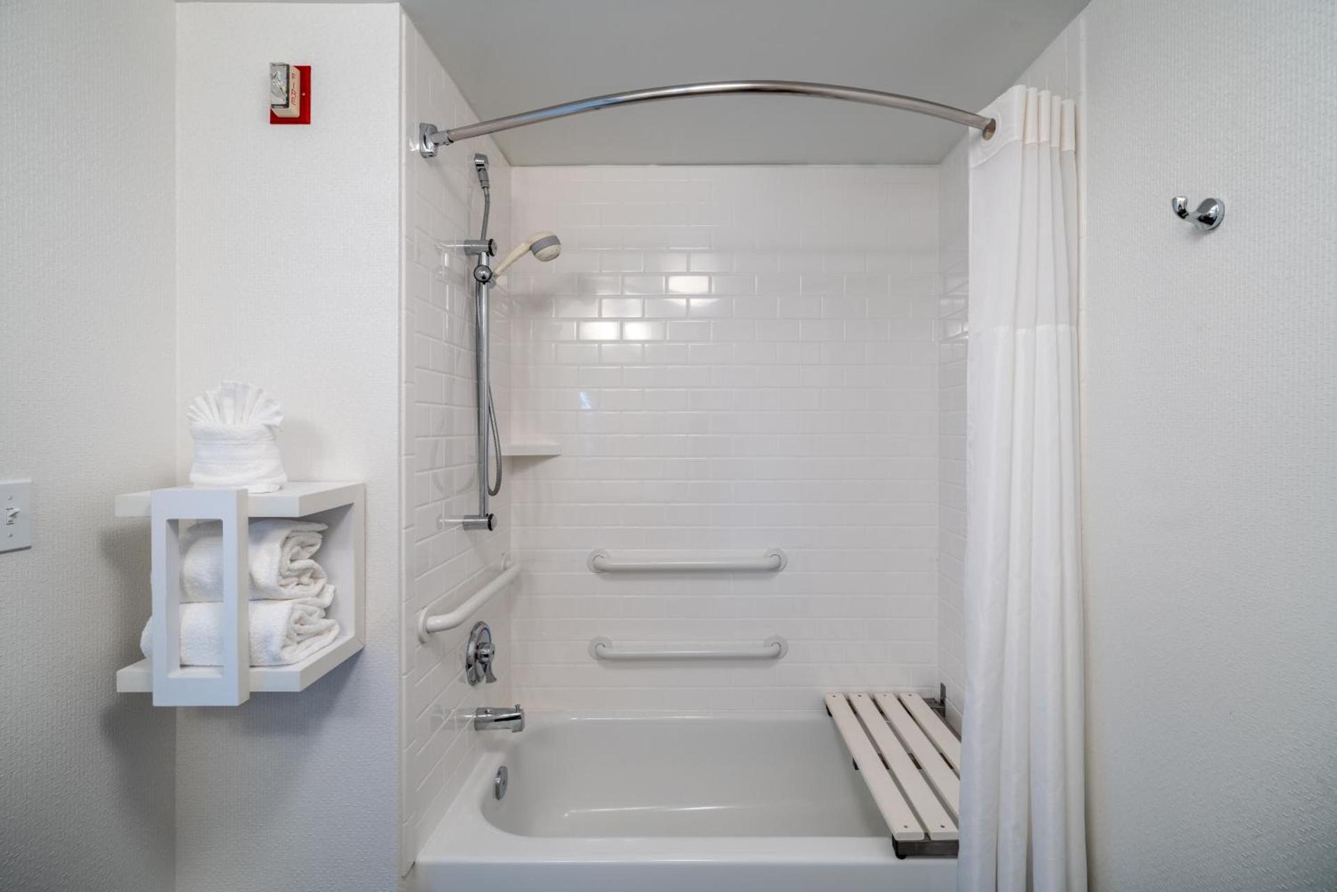 Hampton Inn & Suites Valley Forge/Oaks photo 33