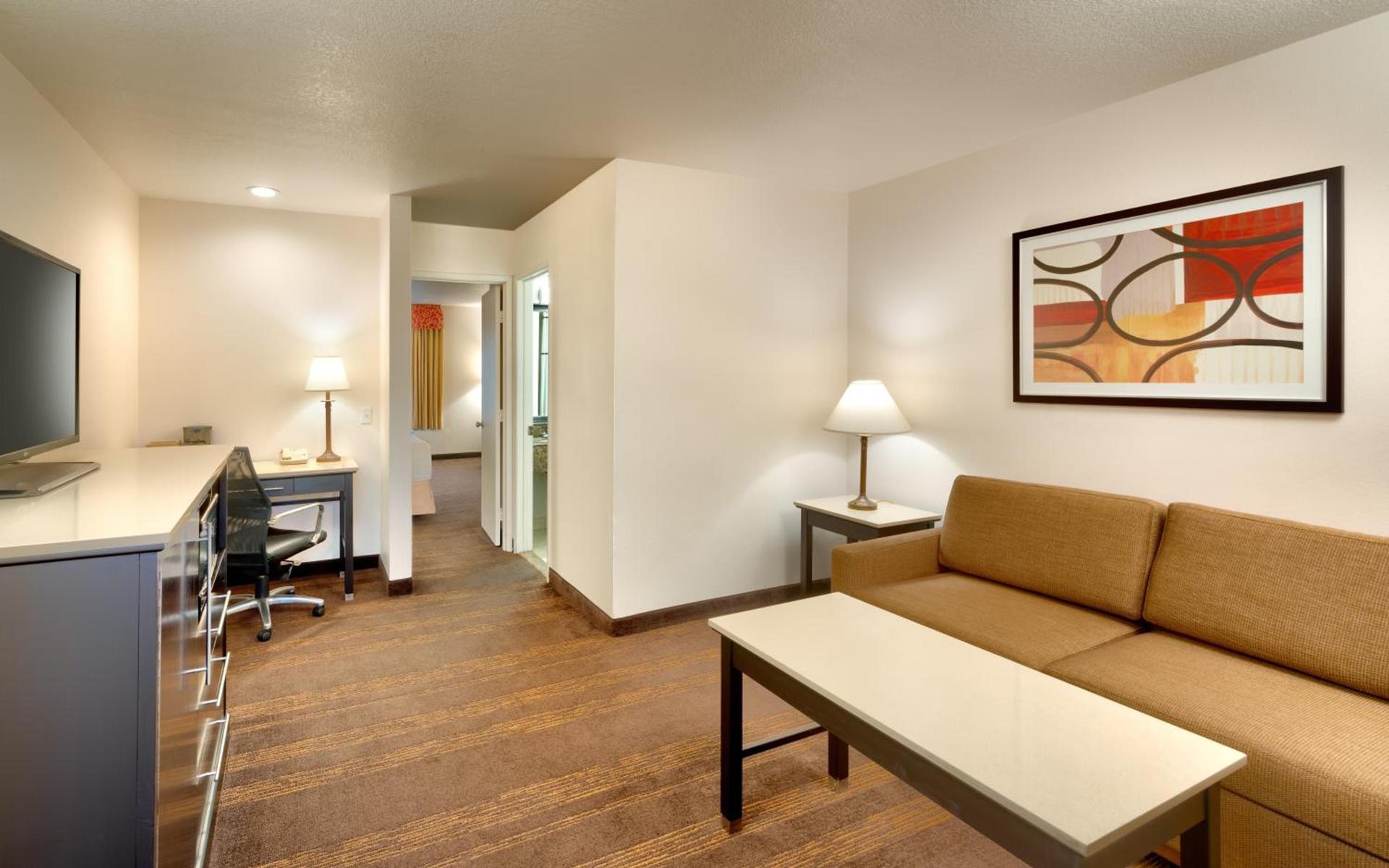 Cortona Inn and Suites Anaheim Resort photo 30