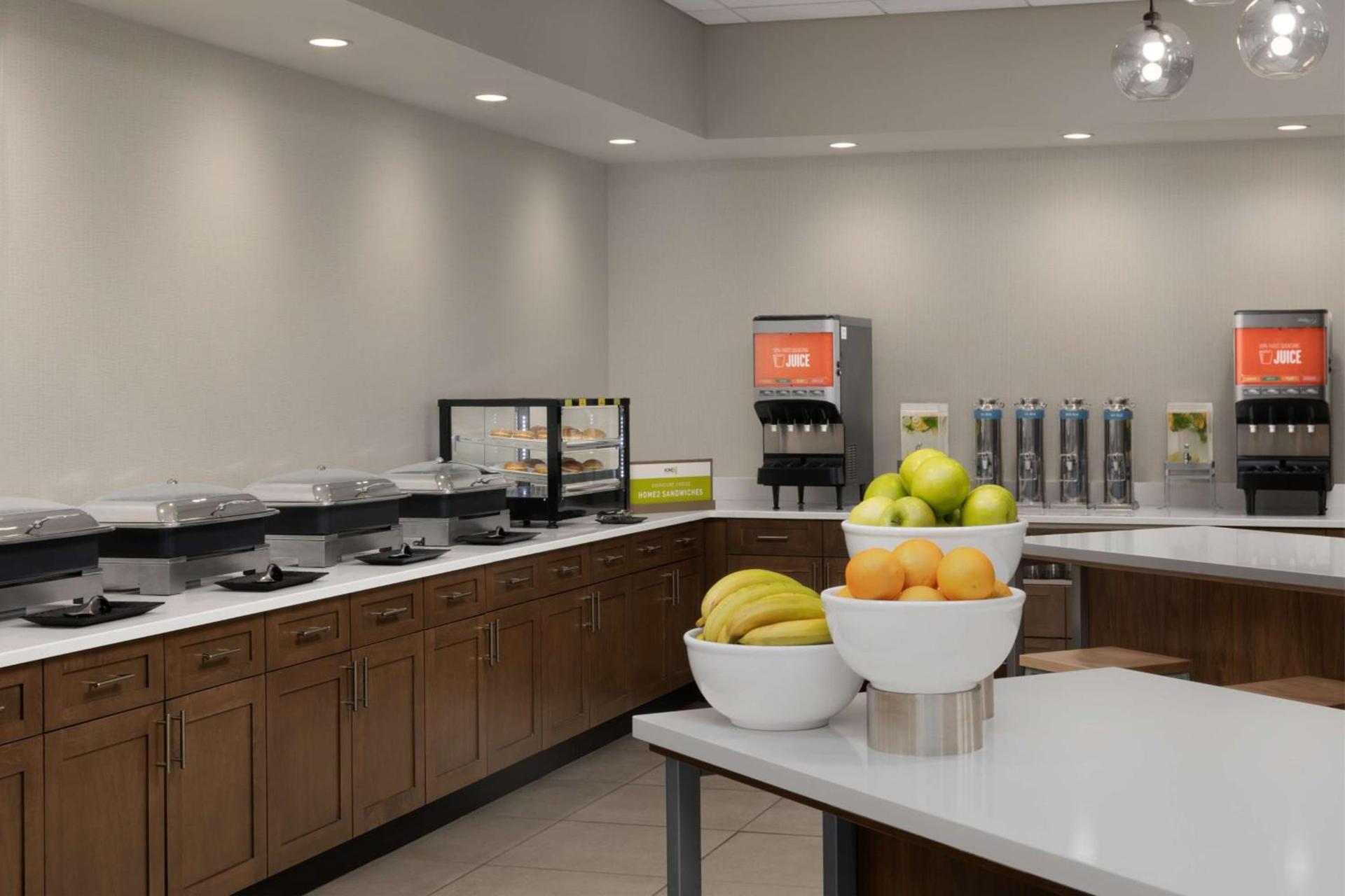 Home2 Suites By Hilton Durham University Medical Center photo 14