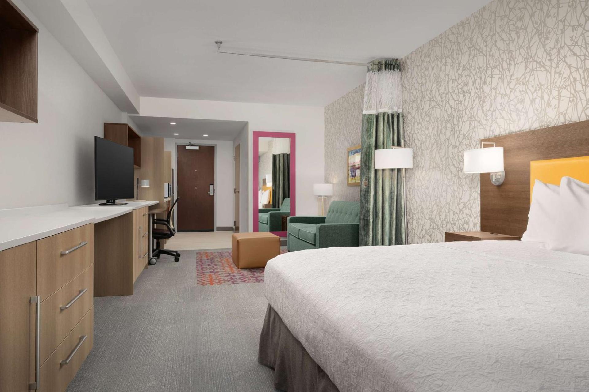 Home2 Suites By Hilton Durham University Medical Center photo 21