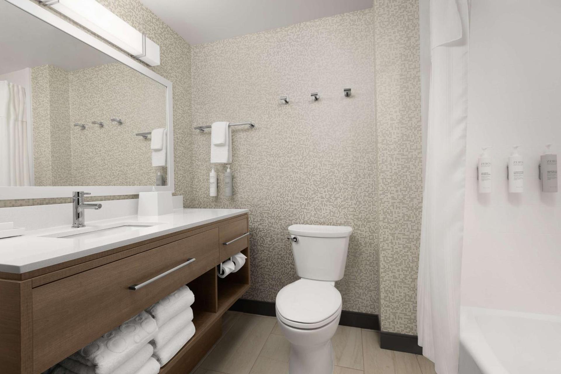 Home2 Suites By Hilton Durham University Medical Center photo 30