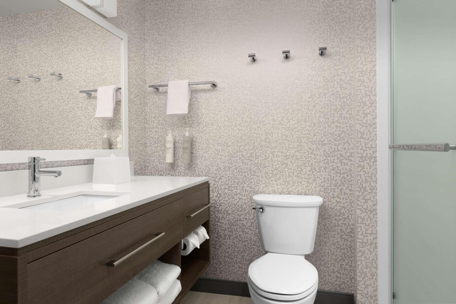 Home2 Suites By Hilton Durham University Medical Center photo 33