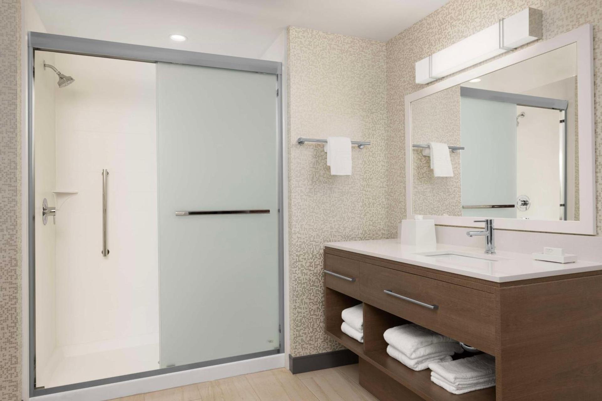 Home2 Suites By Hilton Durham University Medical Center photo 35