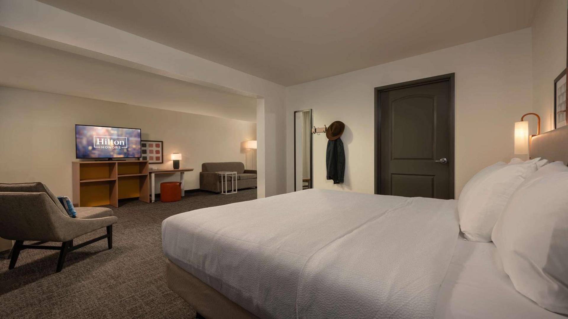 Spark By Hilton Houston Bush Intercontinental Airport photo 14