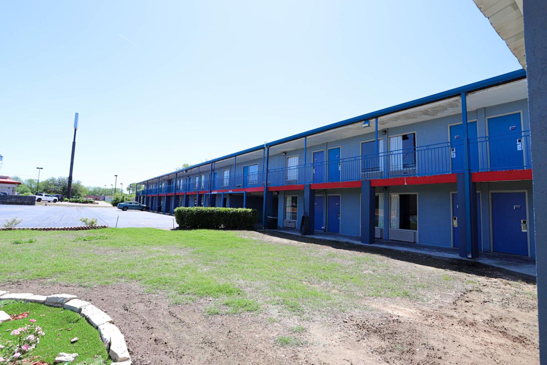 Express Inn photo 10