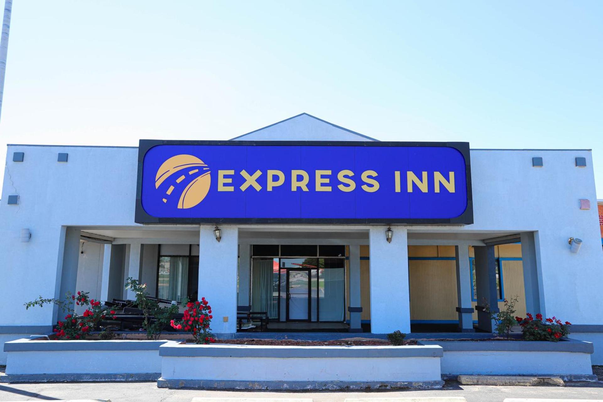 Express Inn photo 13