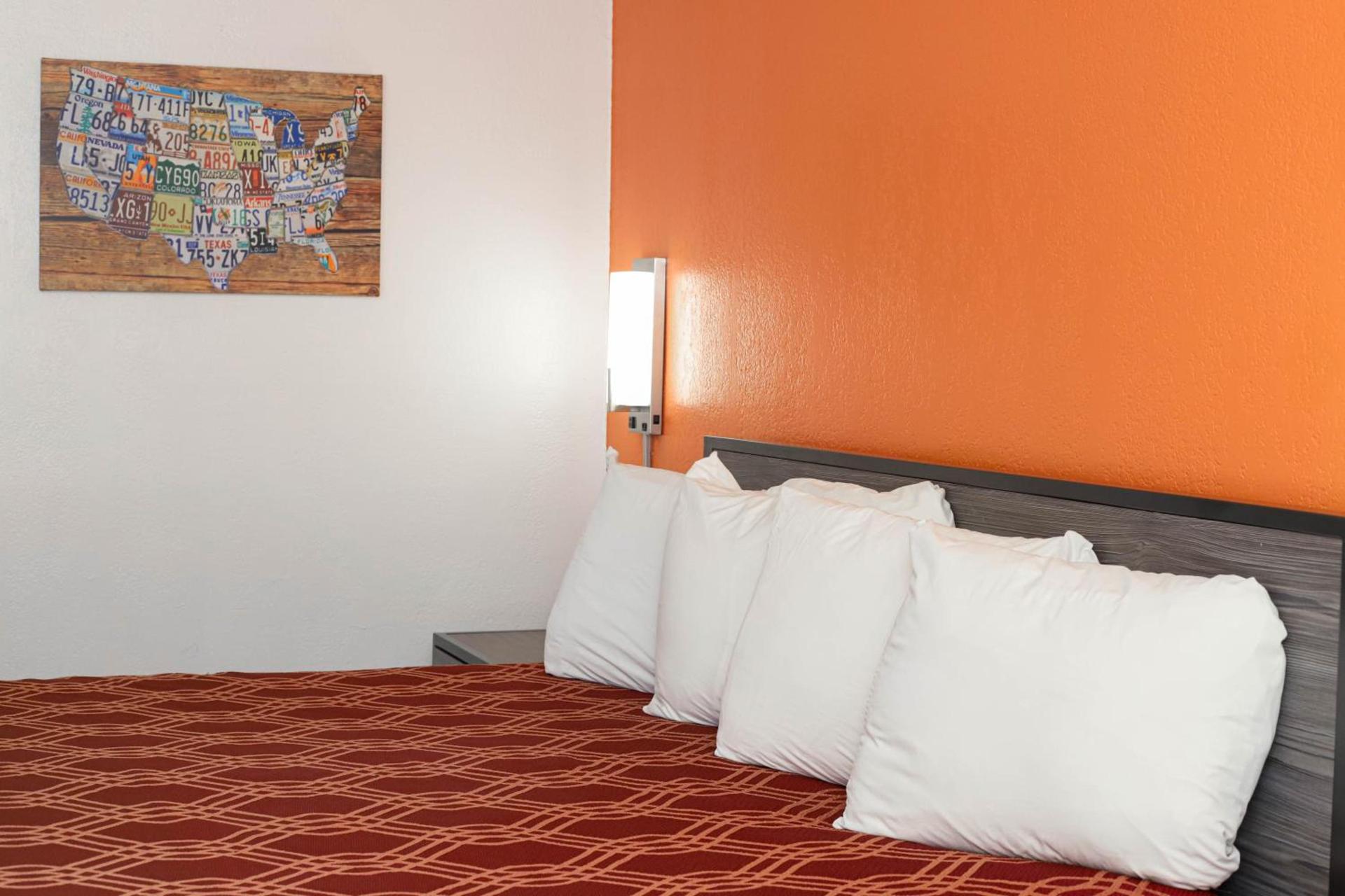 Express Inn photo 16