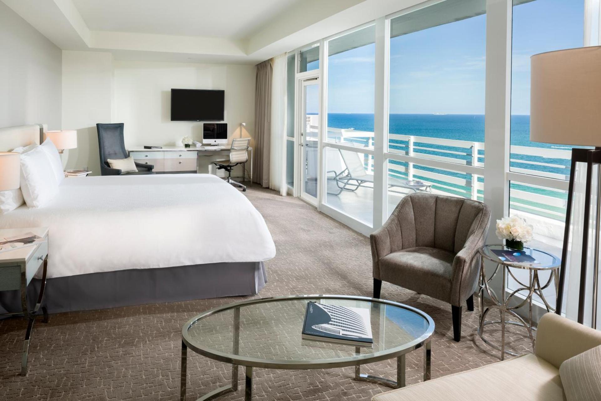 Fontainebleau Miami Beach photo 16