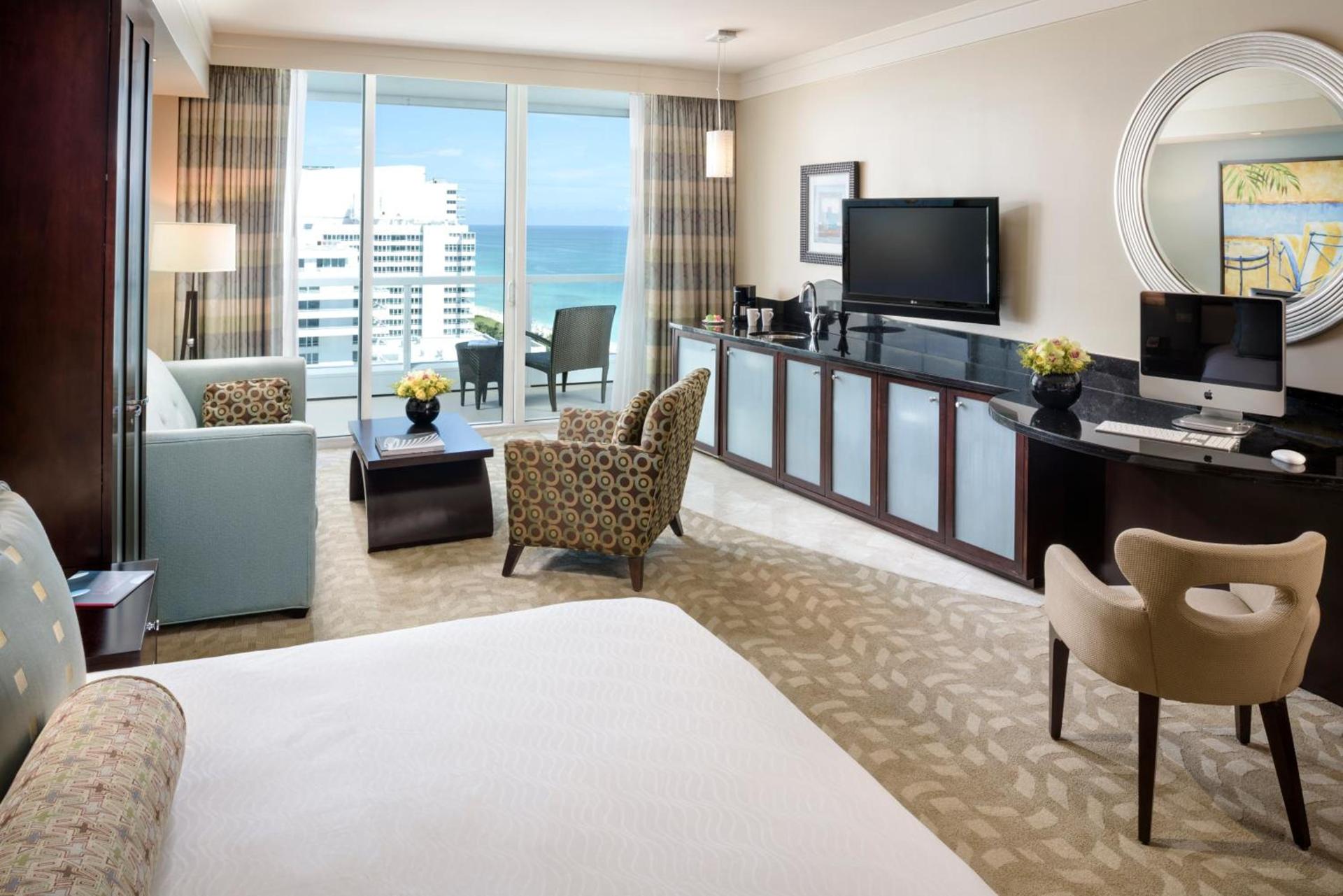 Fontainebleau Miami Beach photo 32
