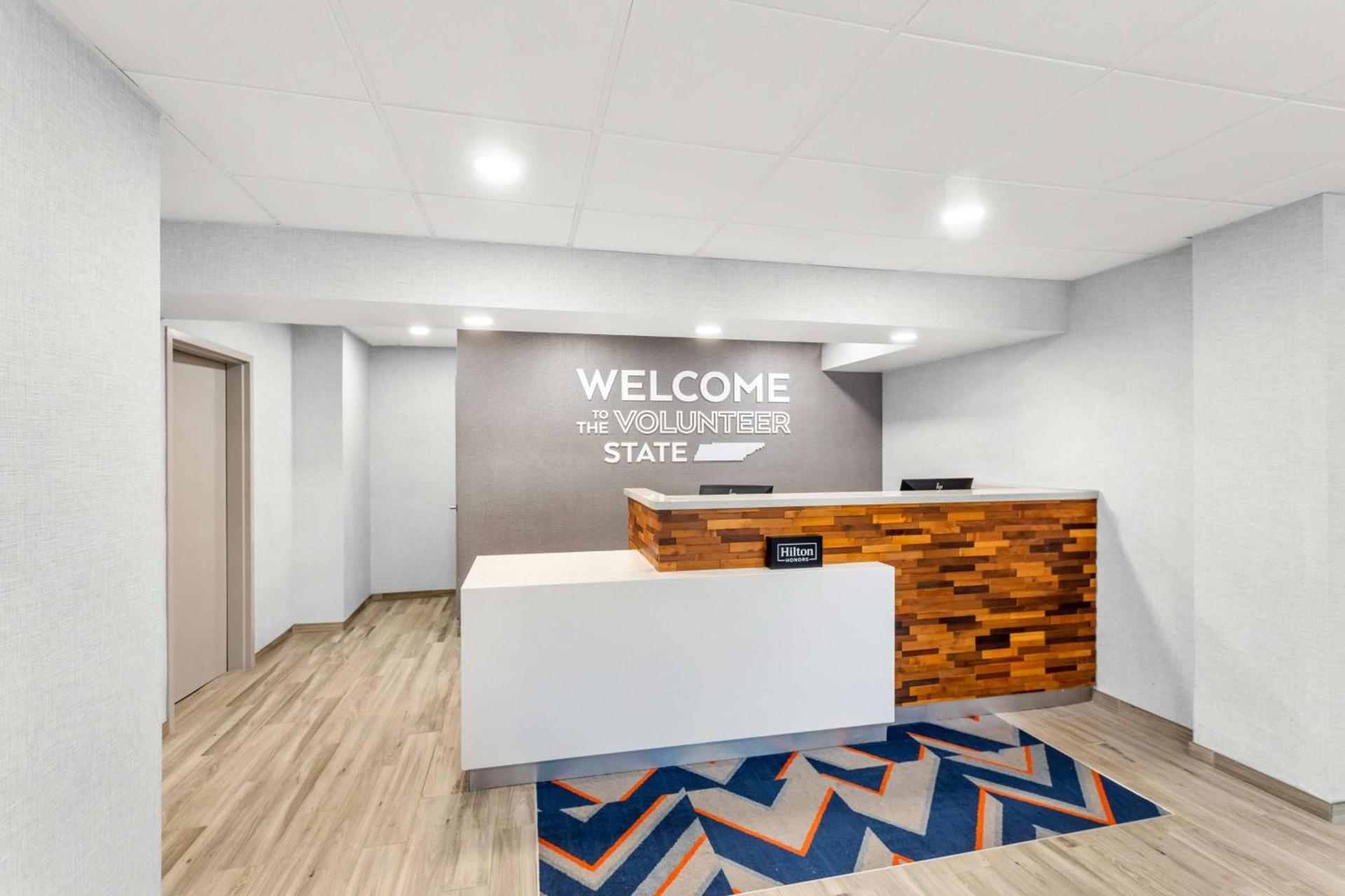 Hampton Inn Knoxville-Airport photo 7