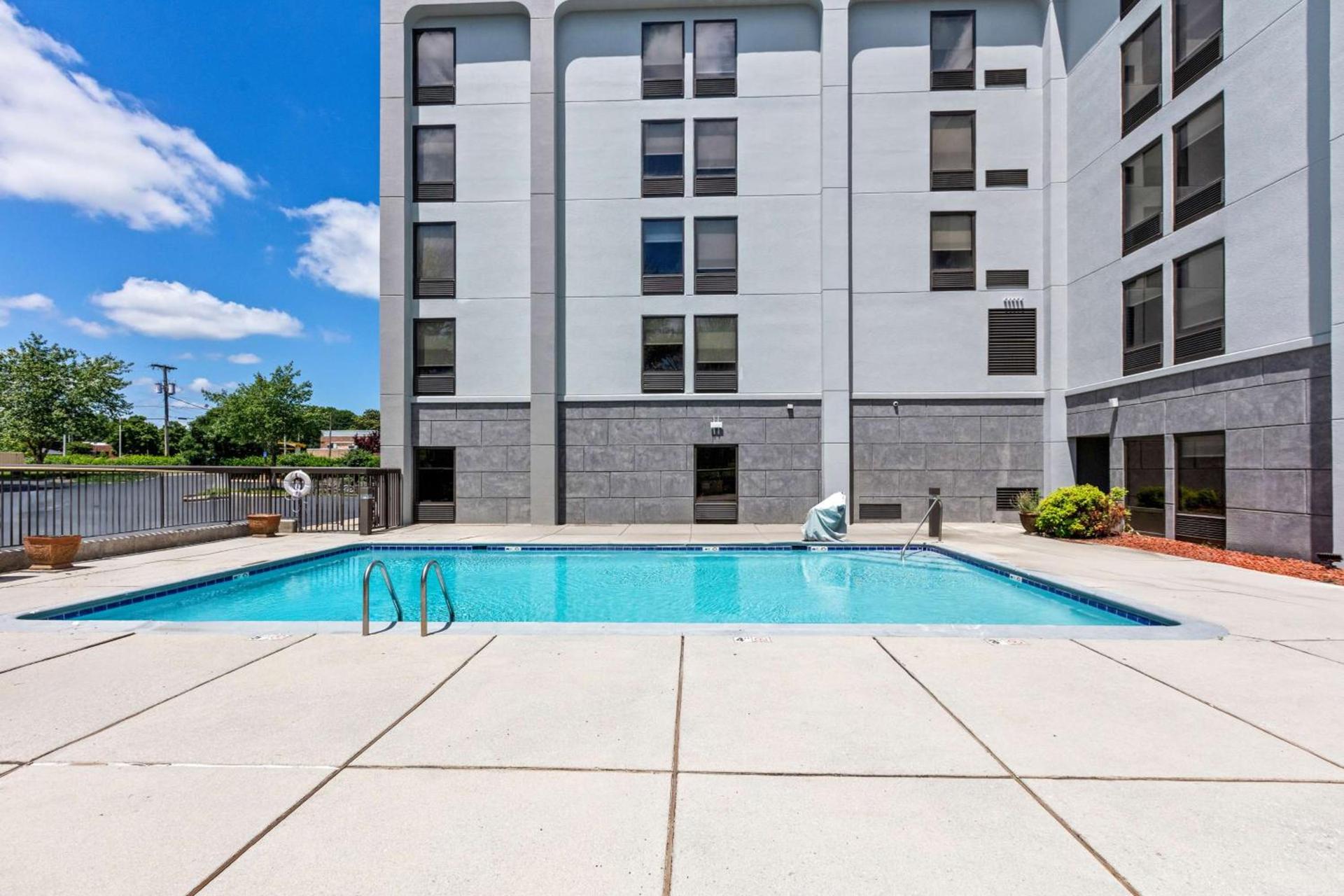 Hampton Inn Knoxville-Airport photo 10