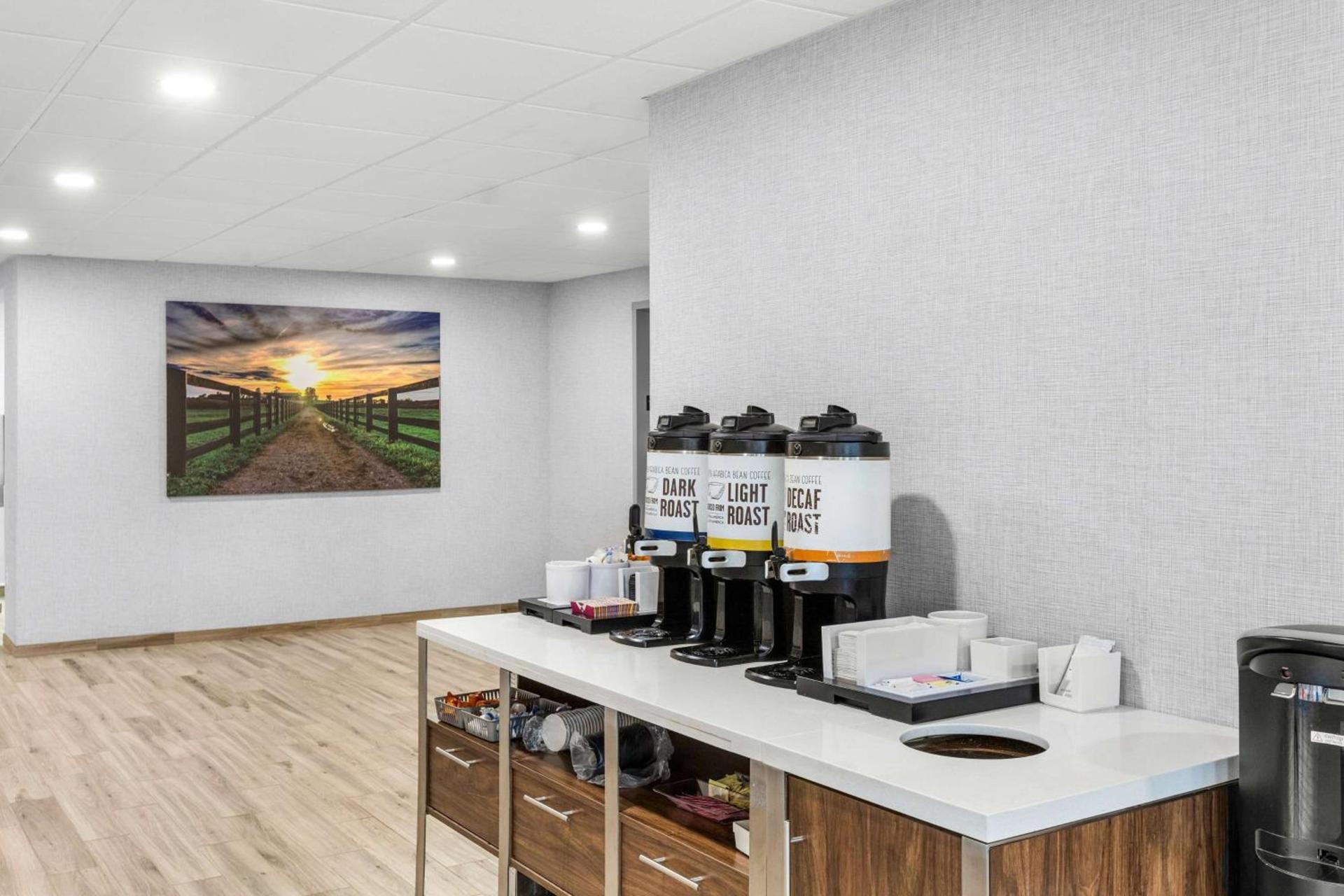 Hampton Inn Knoxville-Airport photo 23