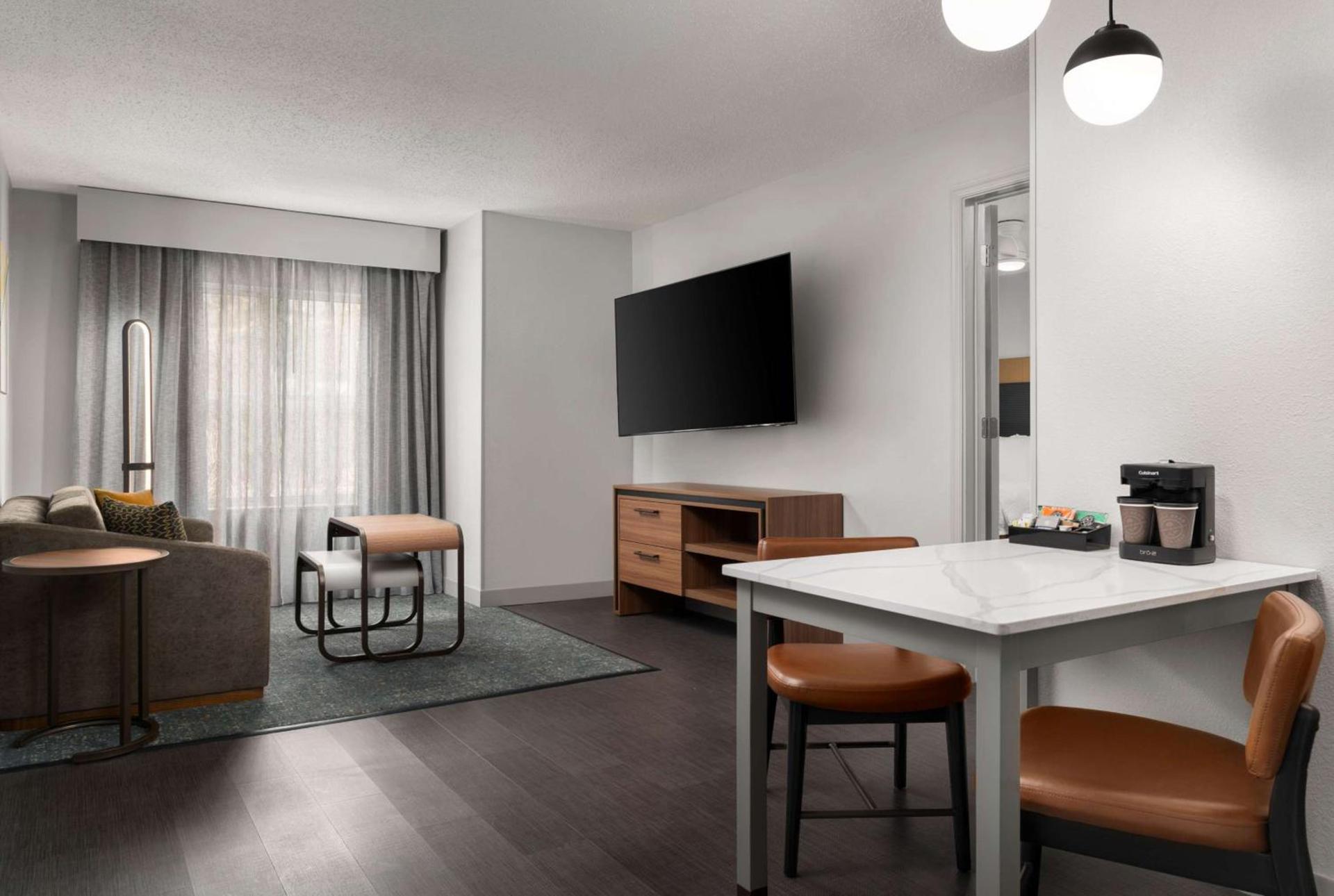 Homewood Suites by Hilton Richmond - Airport photo 20