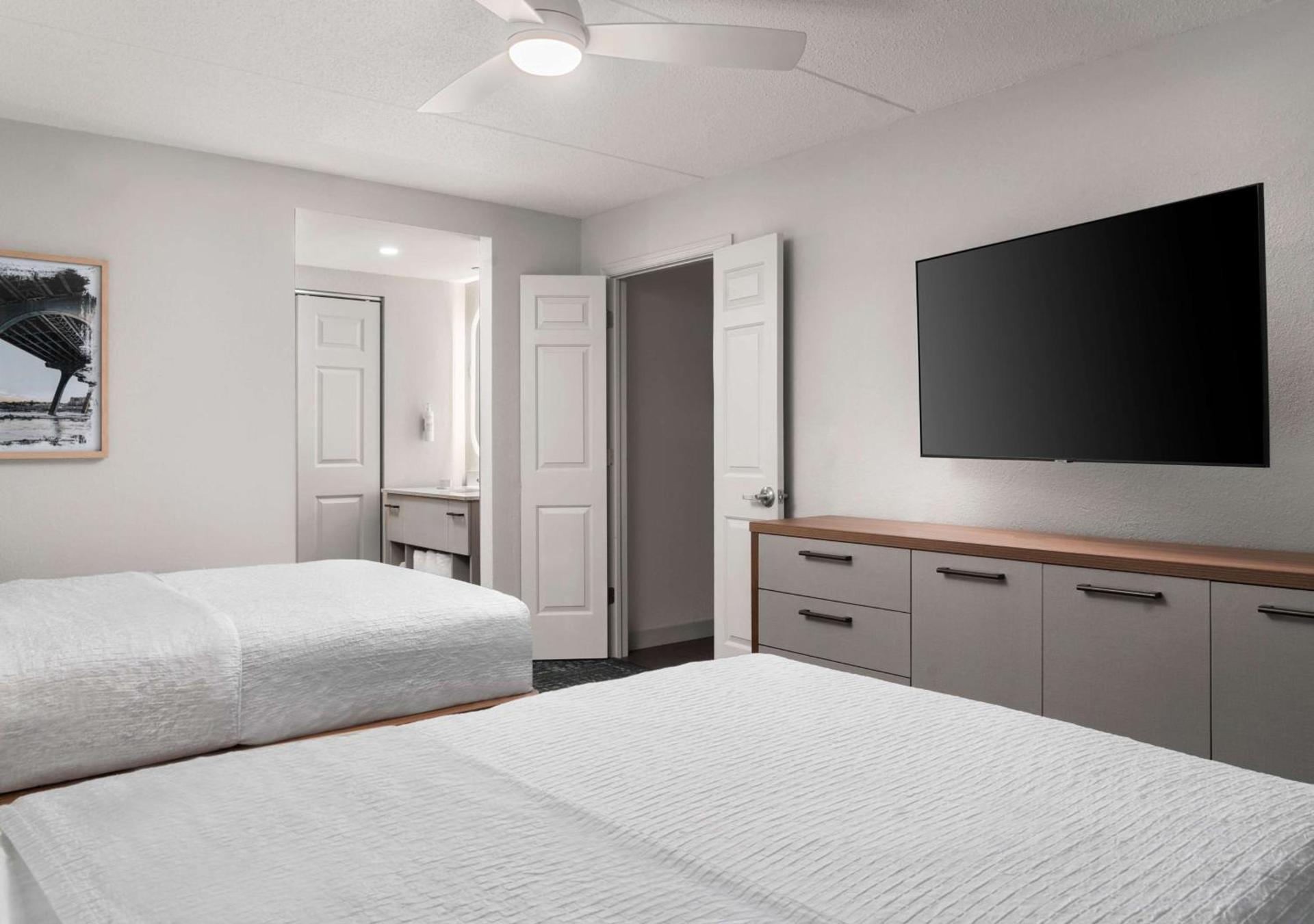 Homewood Suites by Hilton Richmond - Airport photo 24