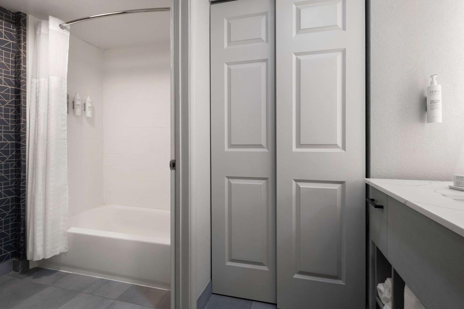 Homewood Suites by Hilton Richmond - Airport photo 30