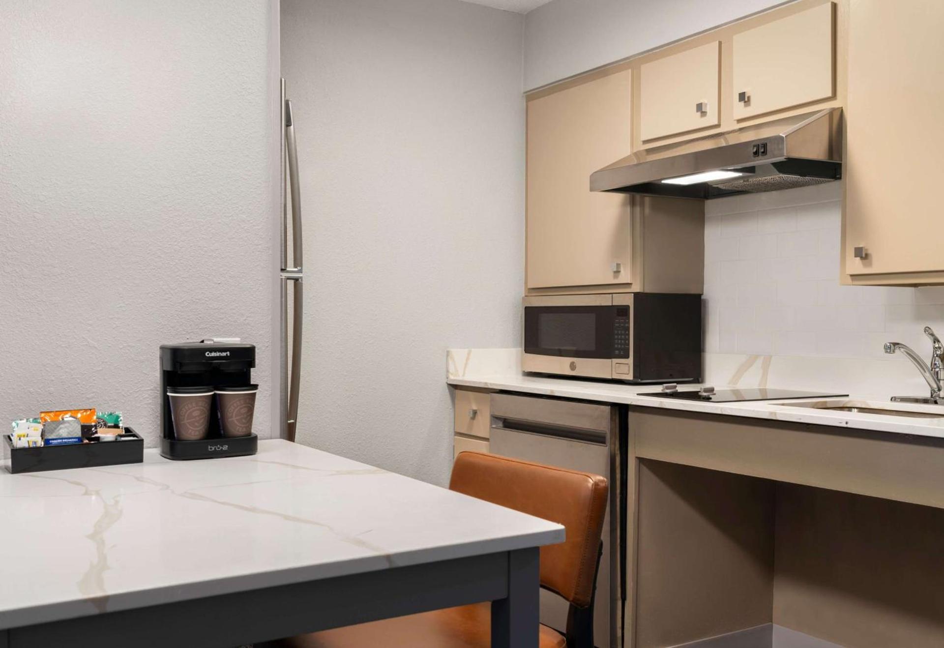 Homewood Suites by Hilton Richmond - Airport photo 38