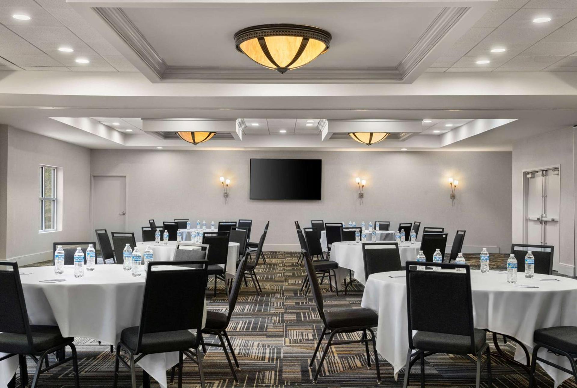 Homewood Suites by Hilton Richmond - Airport photo 34