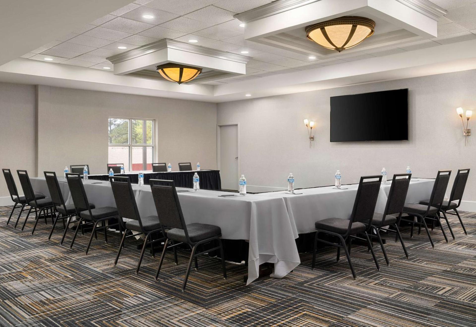 Homewood Suites by Hilton Richmond - Airport photo 35