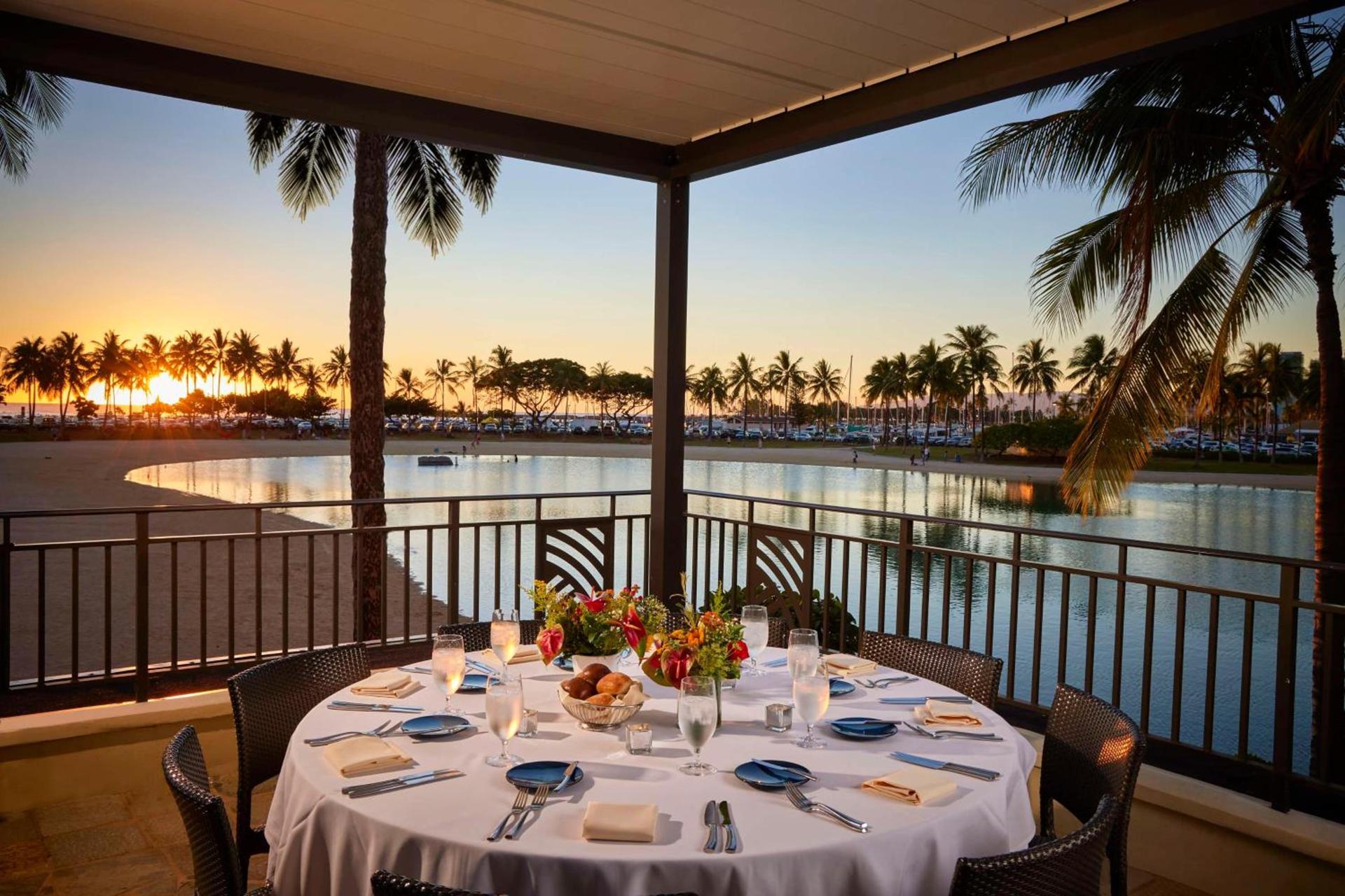 Hilton Hawaiian Village Waikiki Beach Resort photo 13