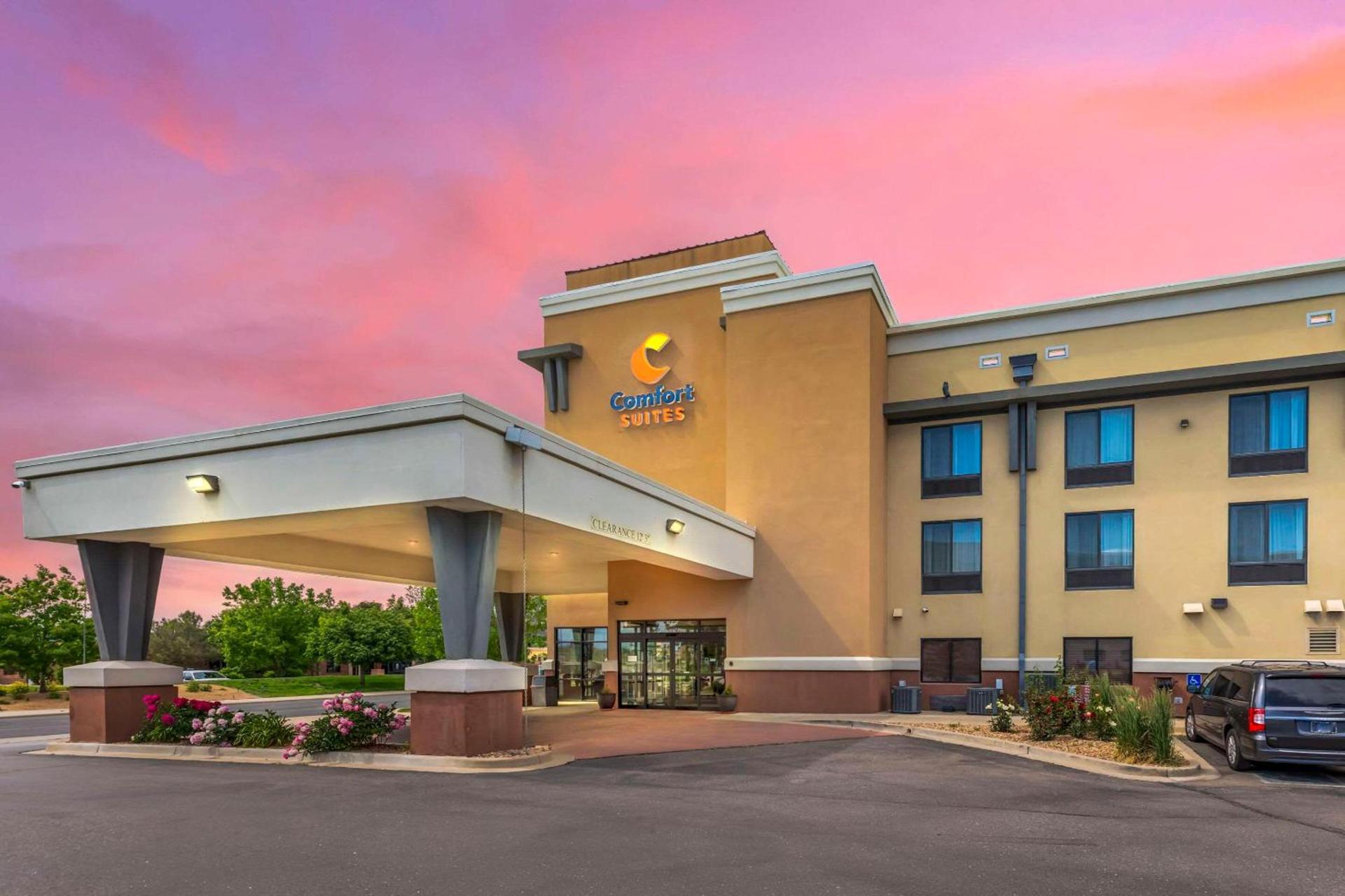 Comfort Suites Longmont photo 3