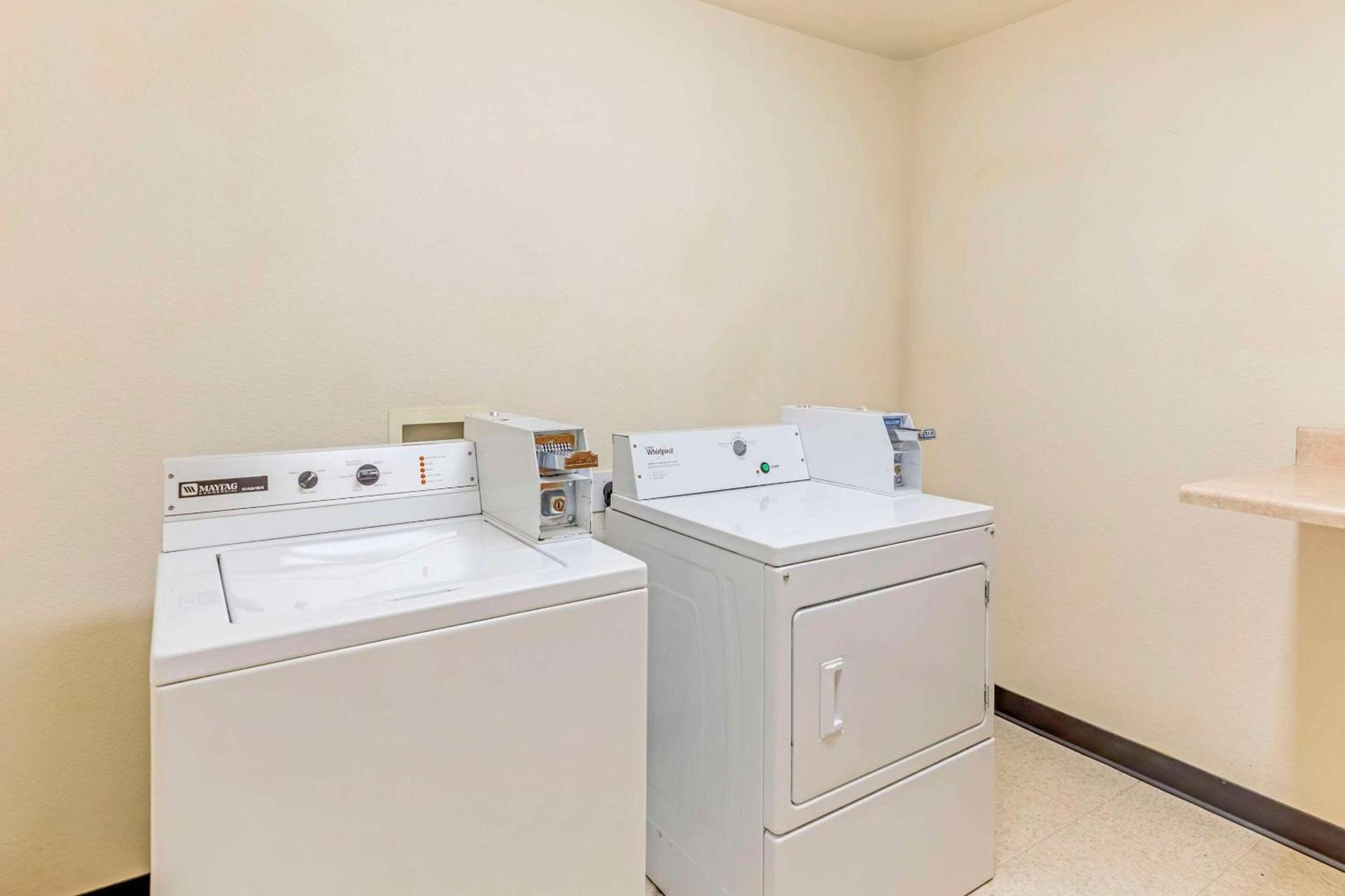 Comfort Suites Longmont photo 29