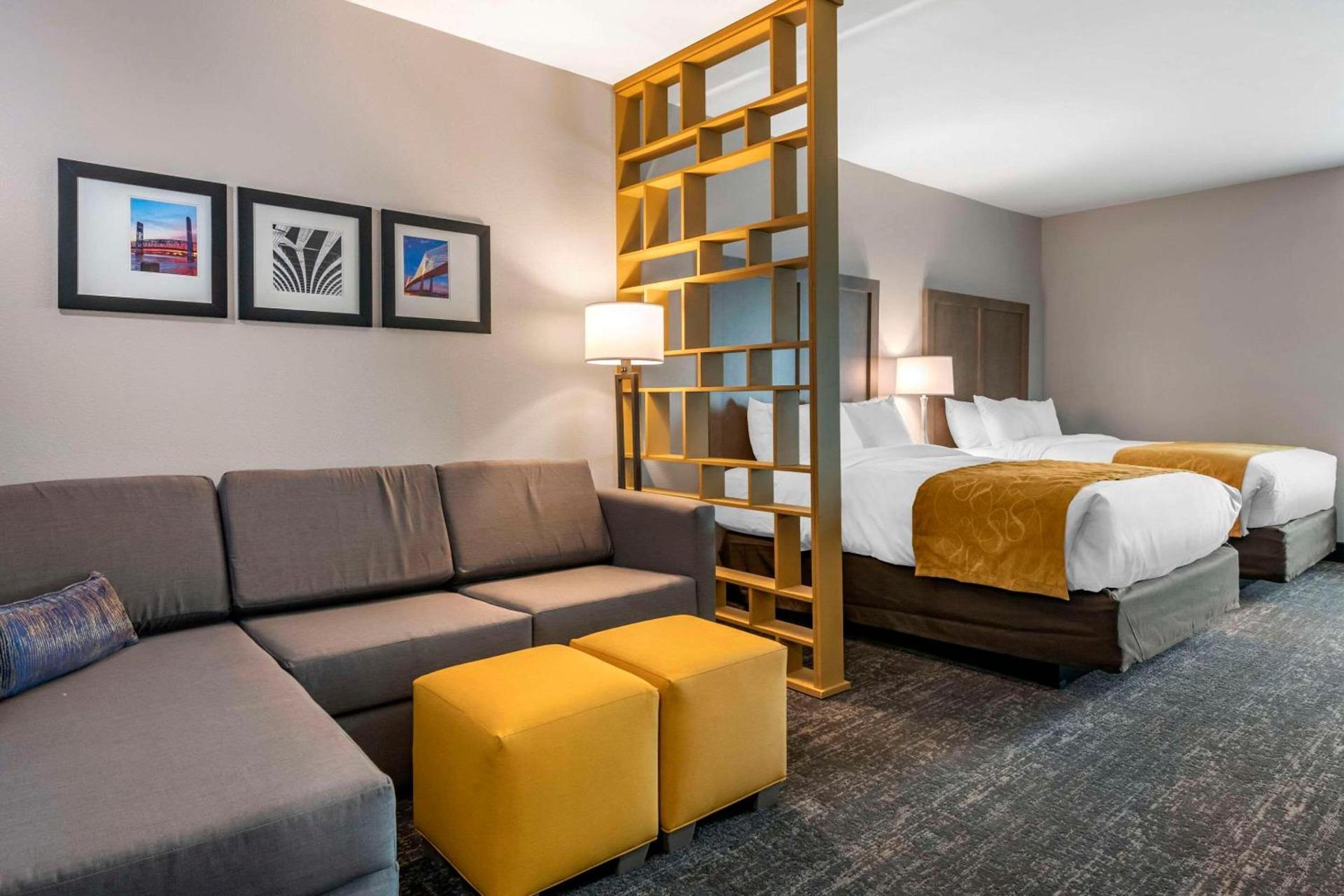 Comfort Inn & Suites Jacksonville - Orange Park Near Naval Air Station photo 15