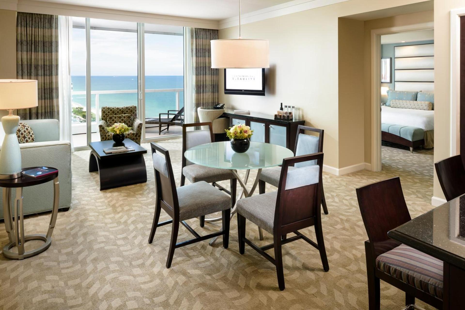 Fontainebleau Miami Beach photo 33